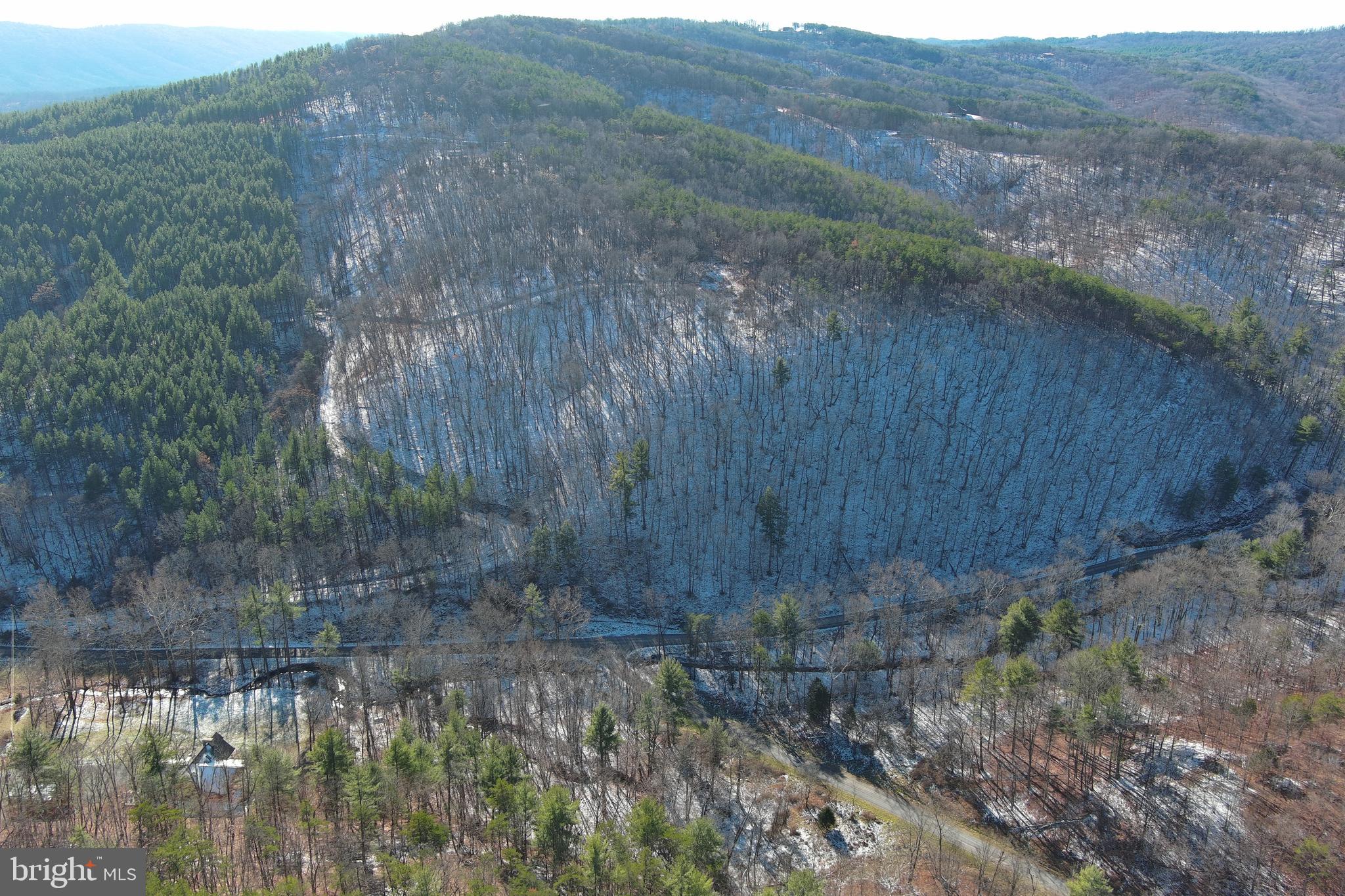 BLUFFS ON THE POTOMAC - Land