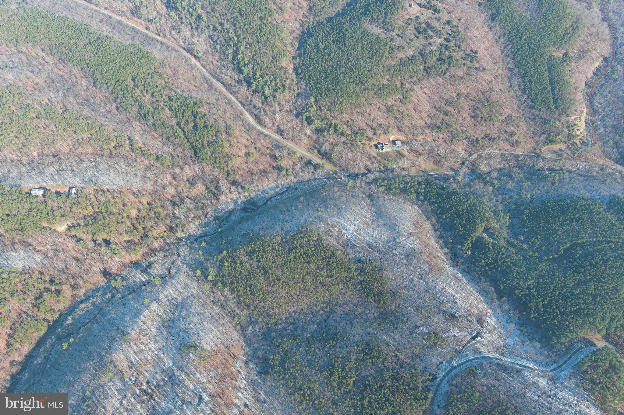 BLUFFS ON THE POTOMAC - Land