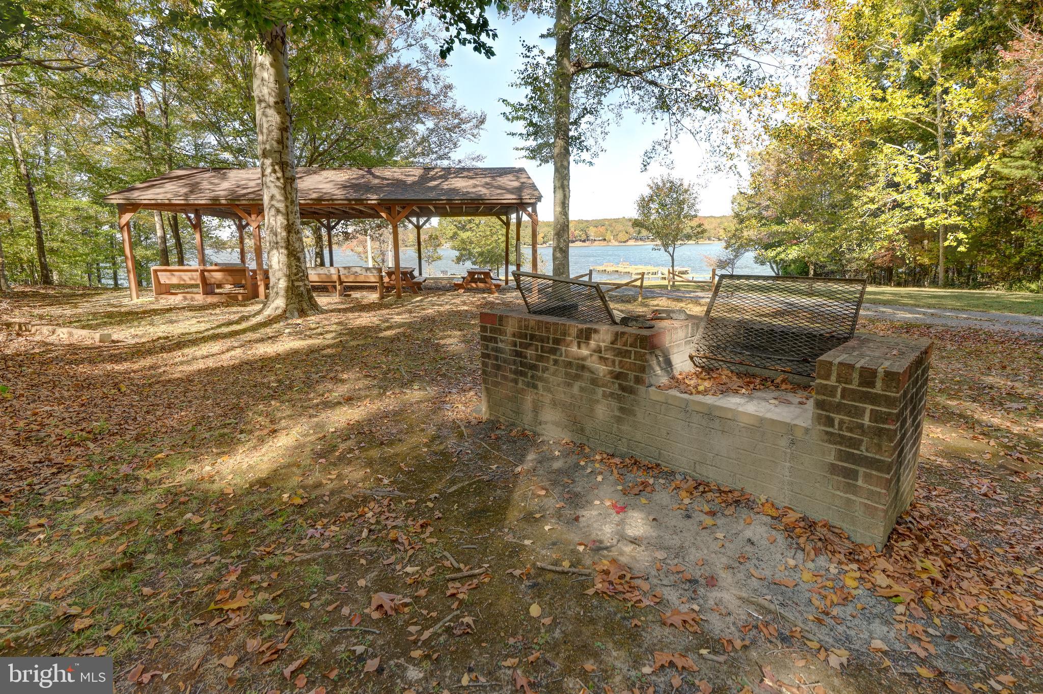 ANNA COVES - Residential