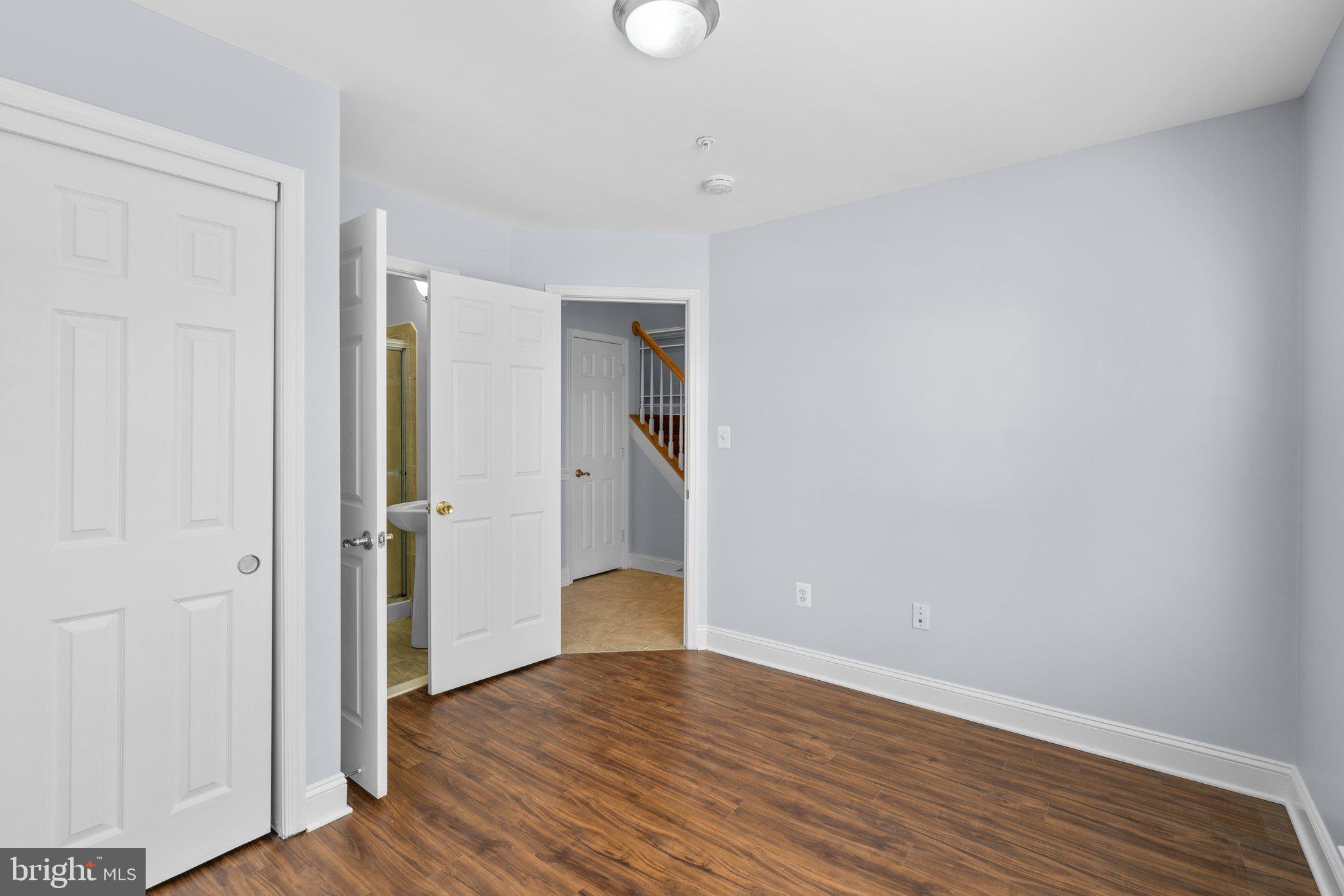 CAMDEN CROSSING - Residential