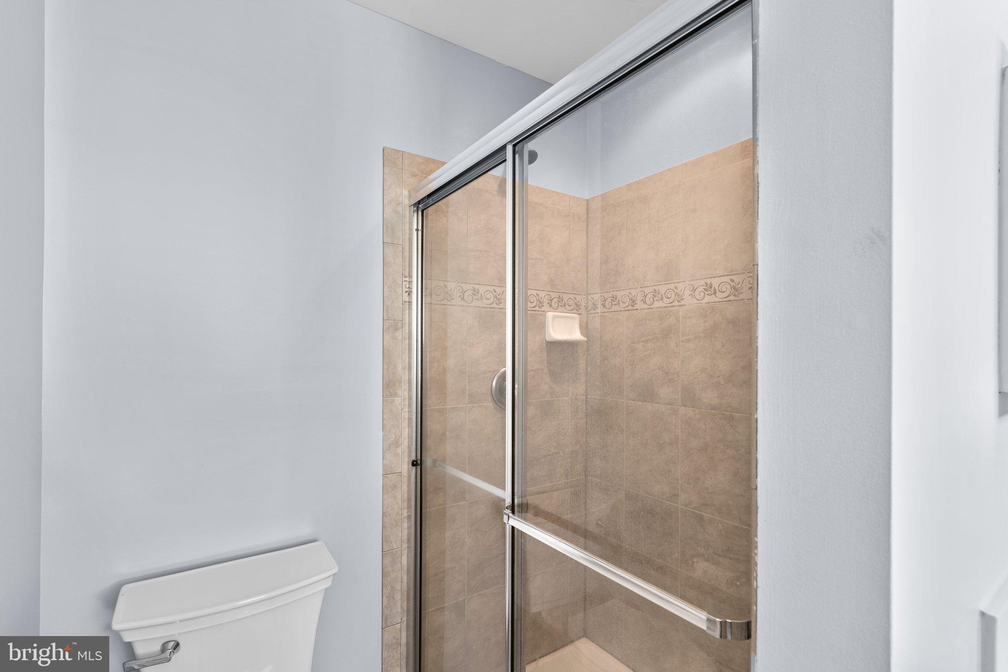 CAMDEN CROSSING - Residential