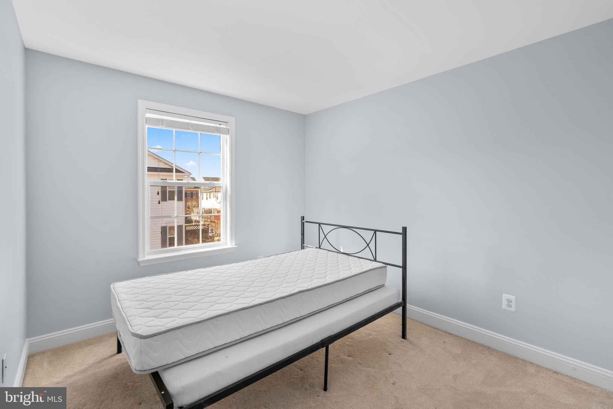 CAMDEN CROSSING - Residential