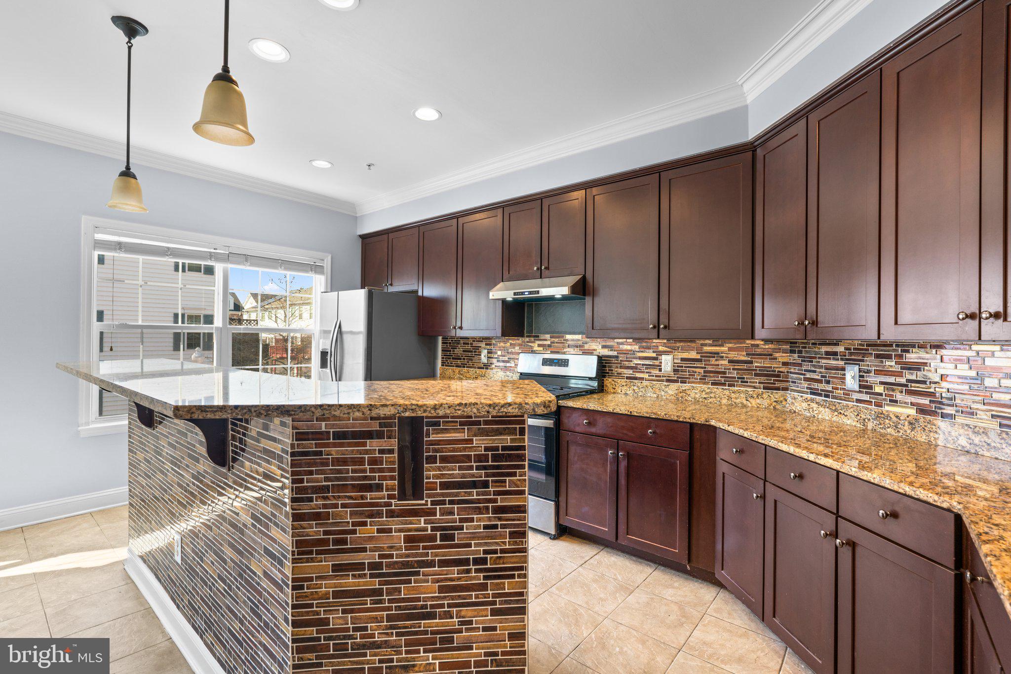 CAMDEN CROSSING - Residential