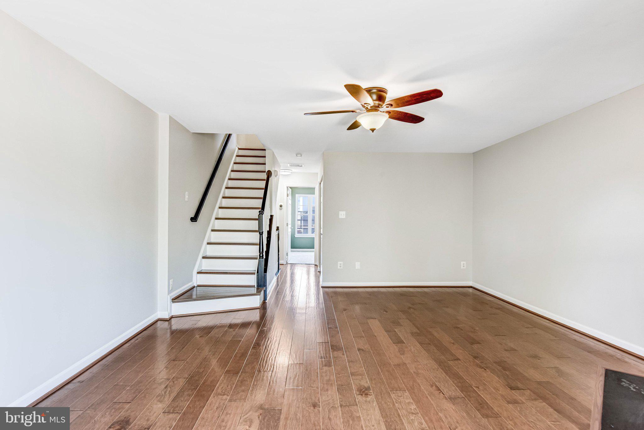 TRAILSIDE - Residential