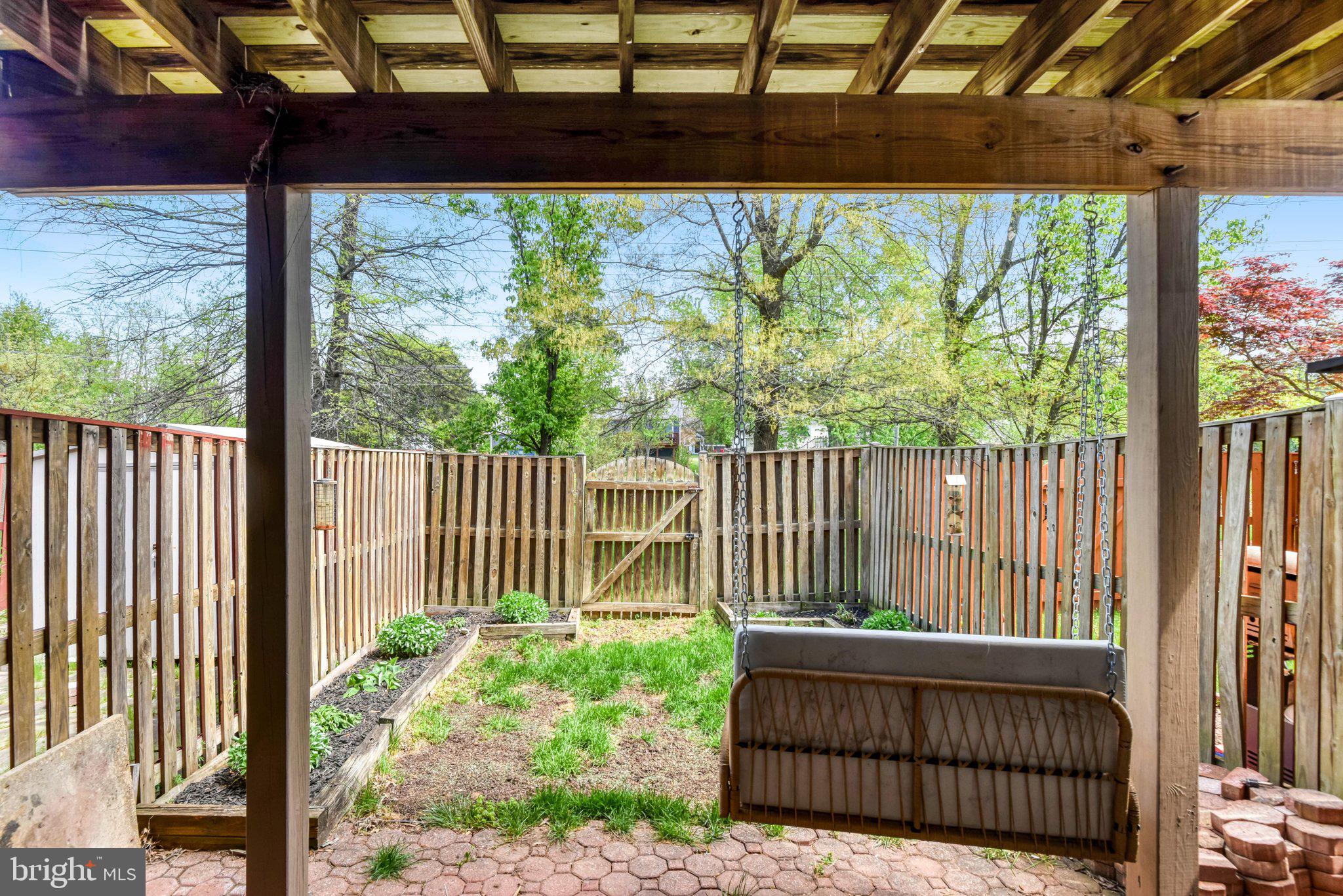 TRAILSIDE - Residential