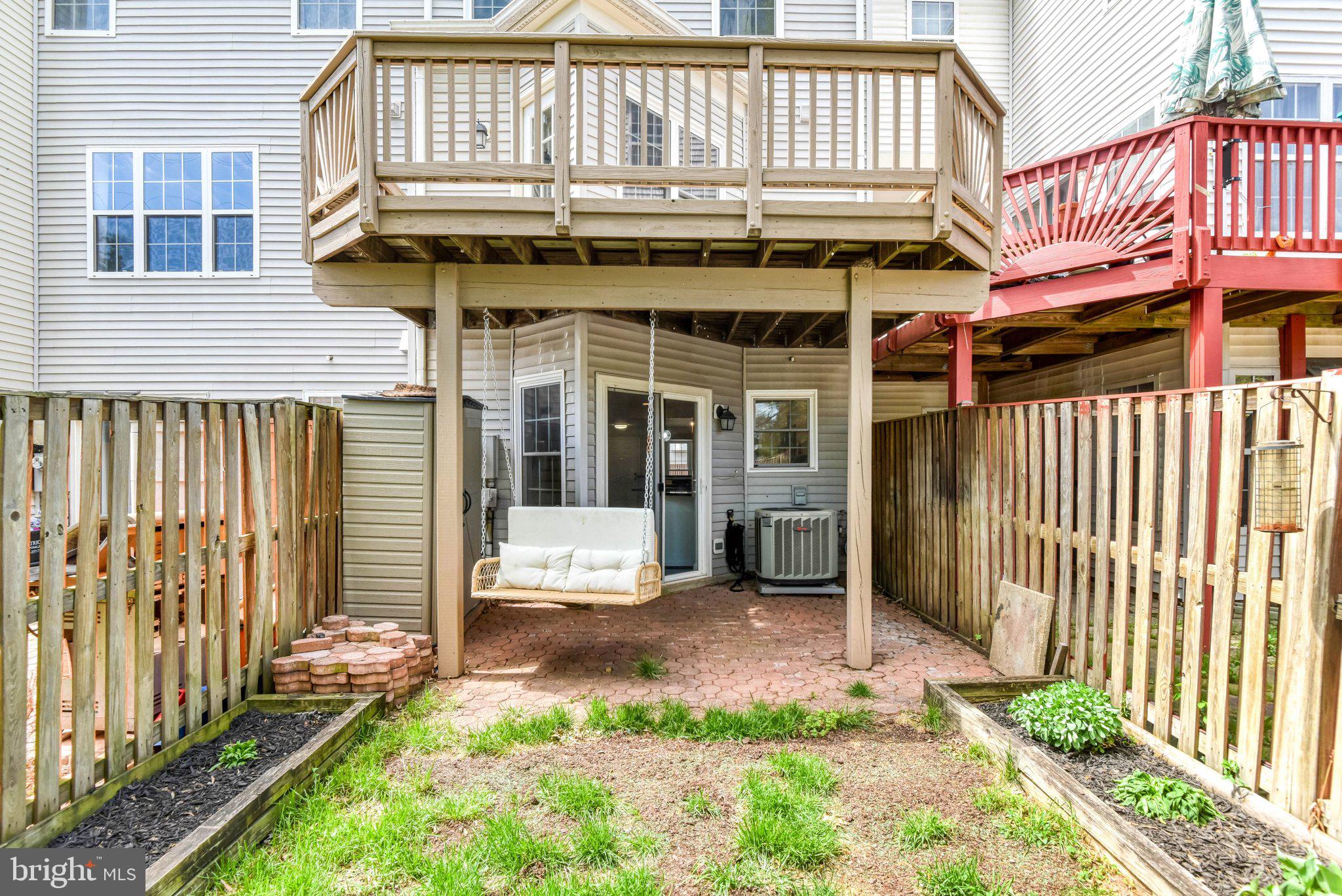 TRAILSIDE - Residential