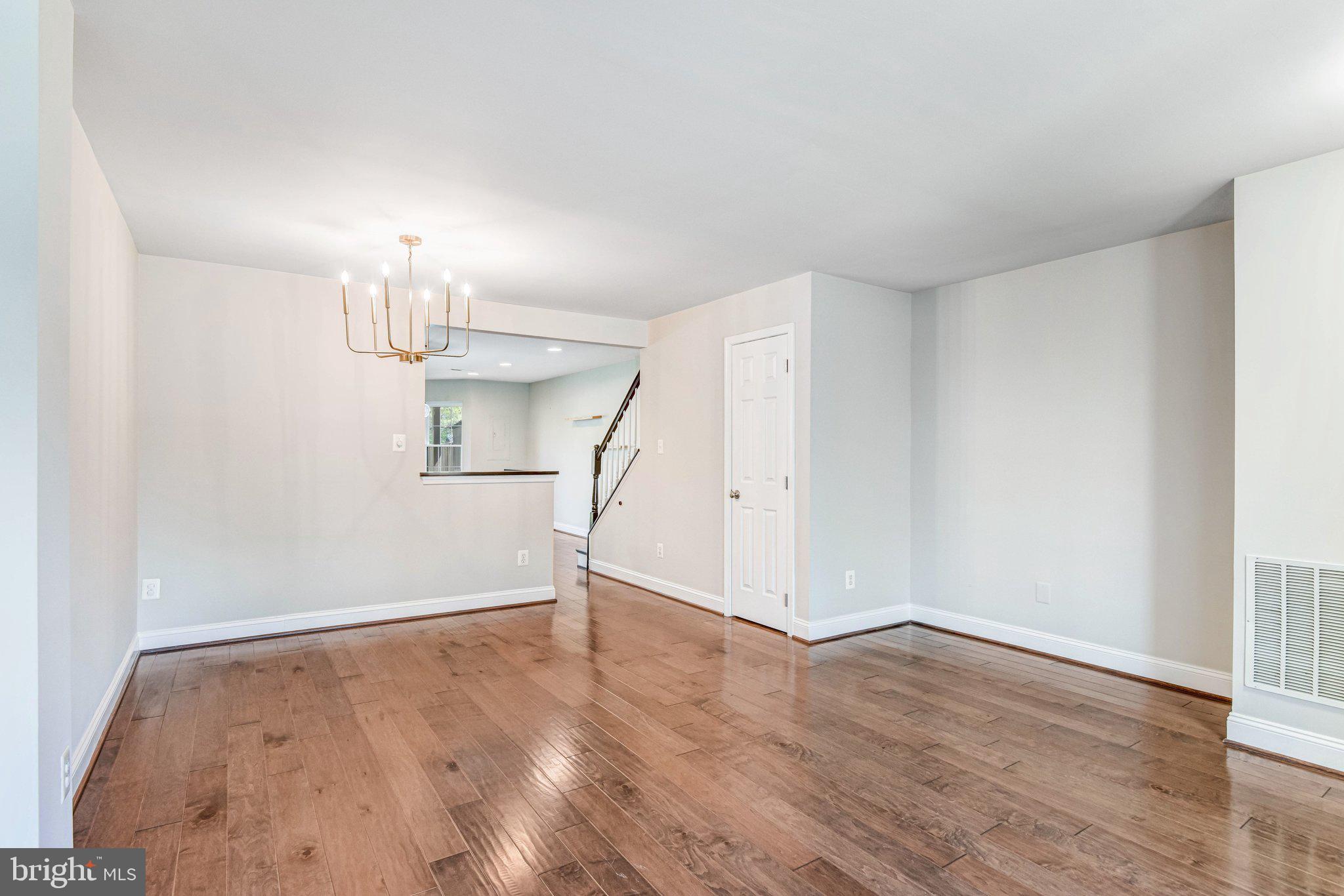 TRAILSIDE - Residential