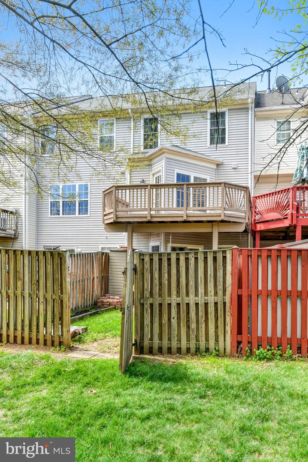 TRAILSIDE - Residential