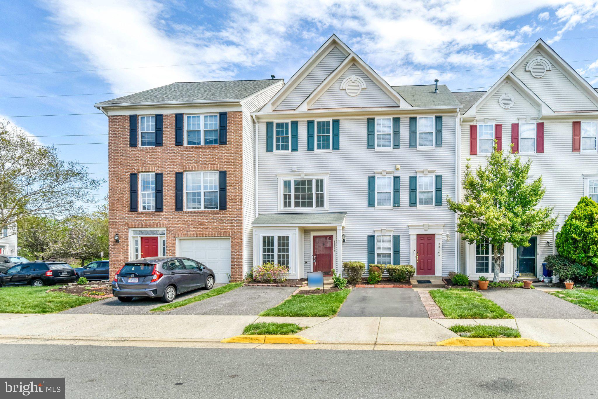 TRAILSIDE - Residential