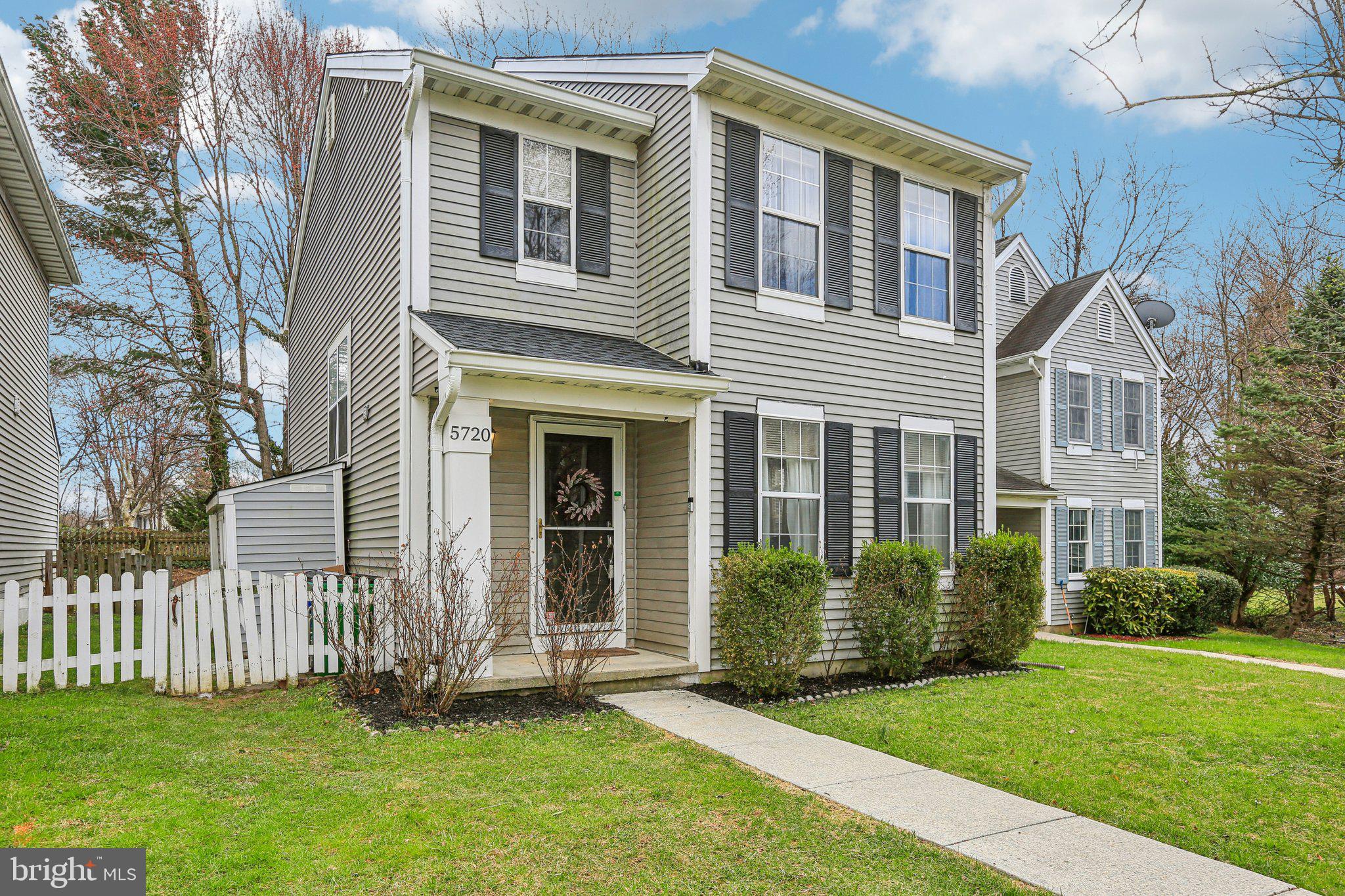 STRATFORD SQUARE - Residential