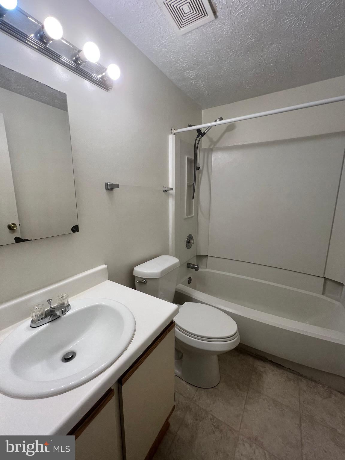 GERMANTOWN - Residential Lease