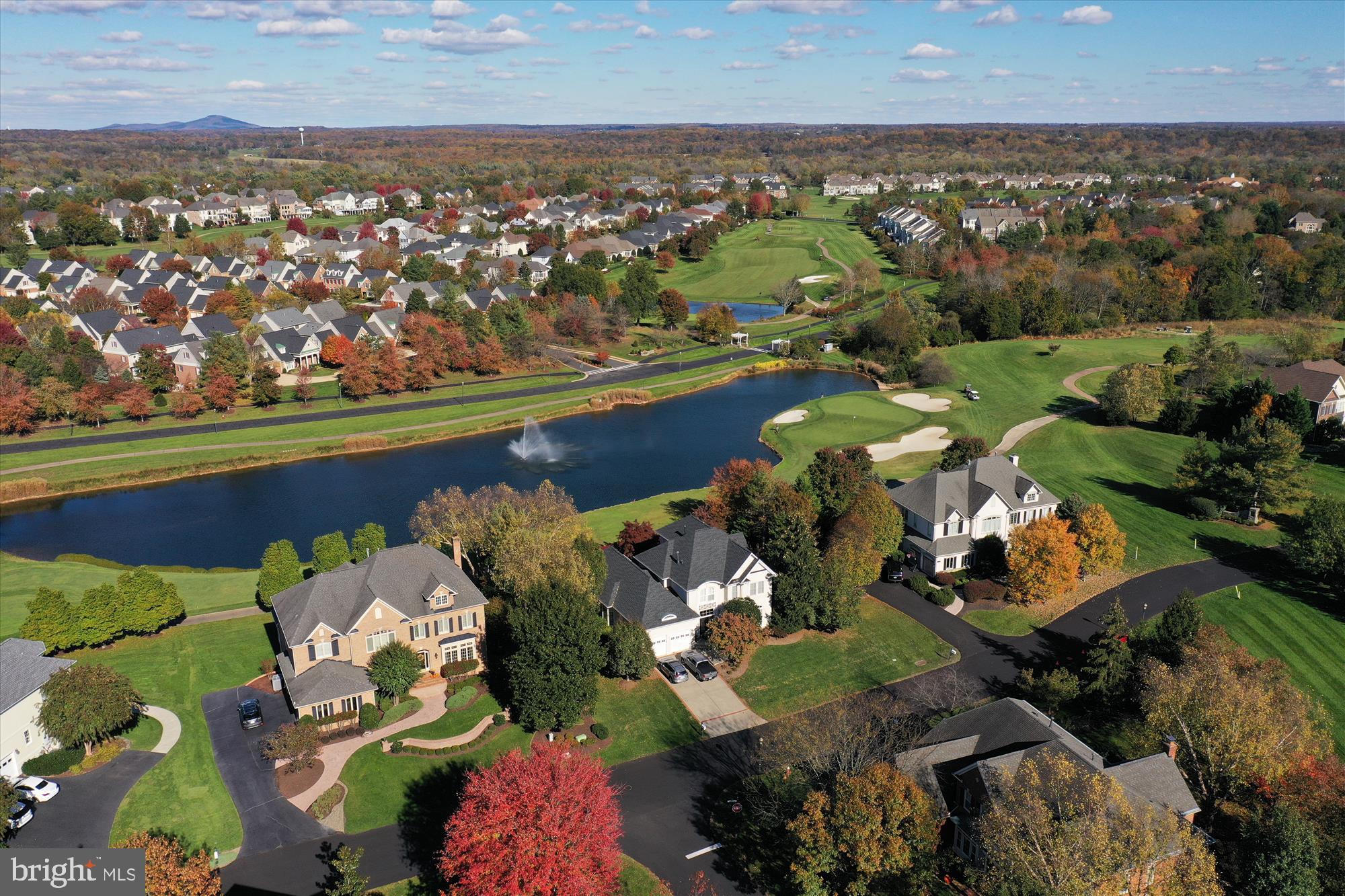 RIVER CREEK - Residential