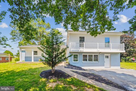Homes For Sale - 110 Carter Place<br/> Frederick County, WINCHESTER, VA 22602
