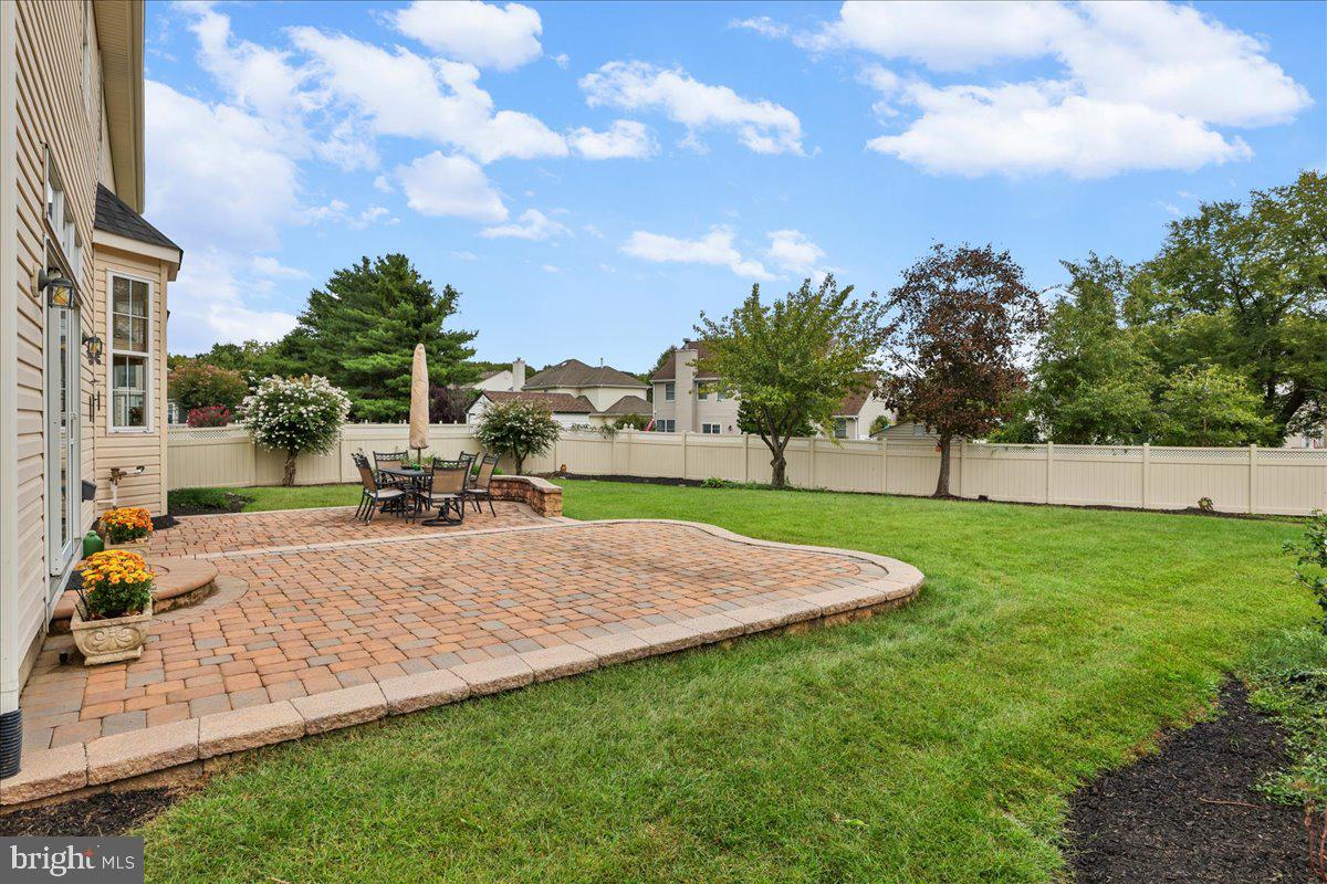 38 LEXINGTON CIRCLE