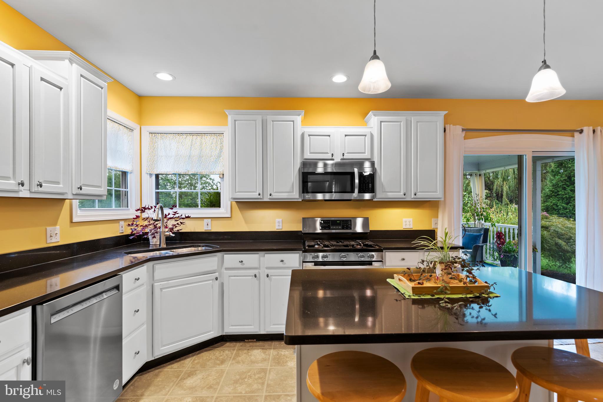 INDIAN HILLS - Residential