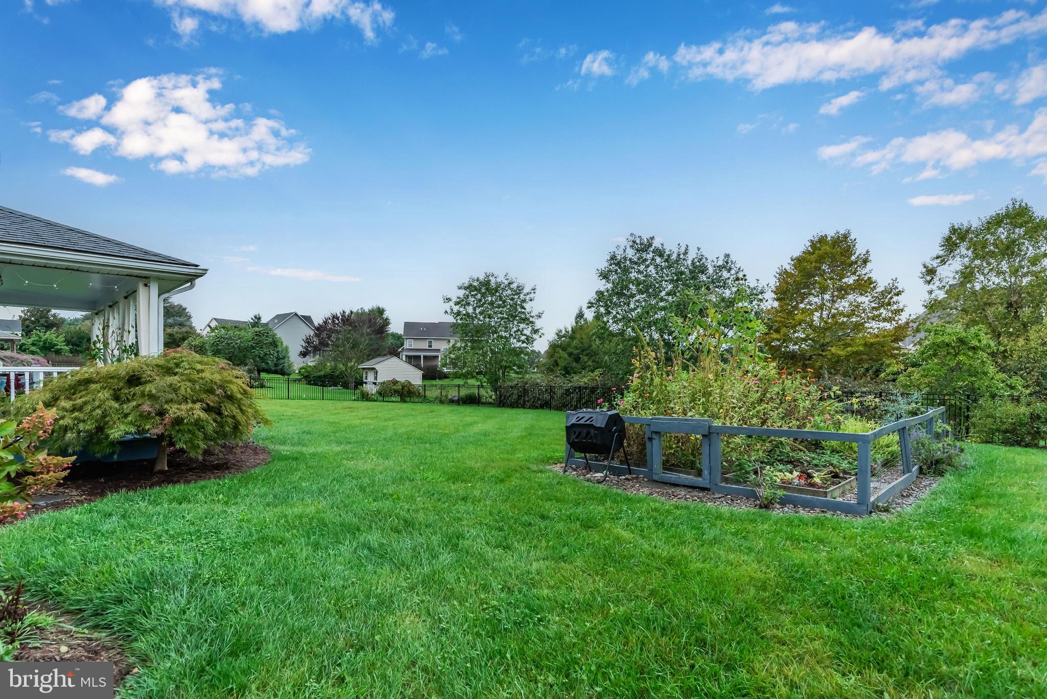 INDIAN HILLS - Residential