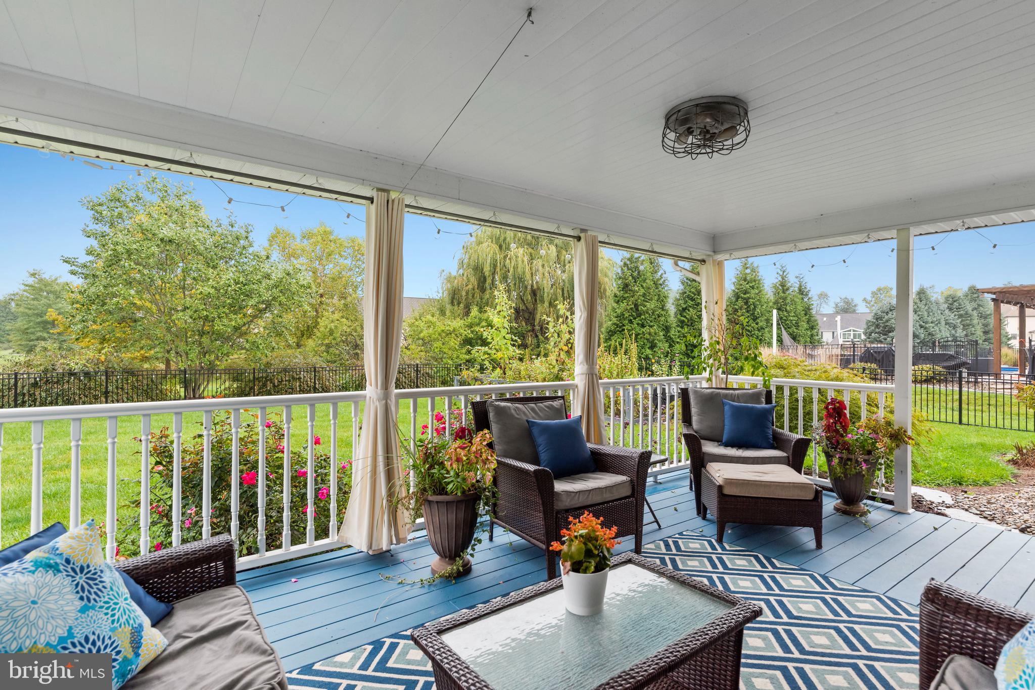 INDIAN HILLS - Residential