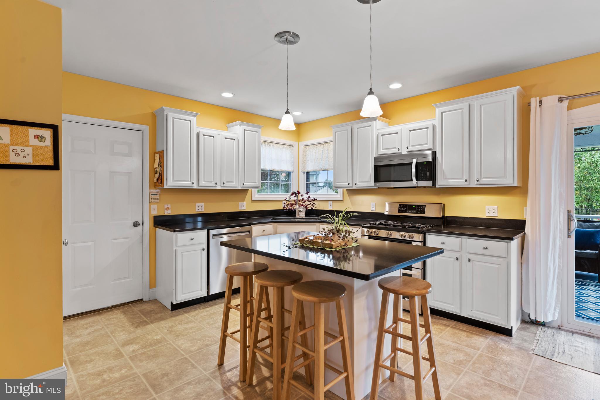 INDIAN HILLS - Residential