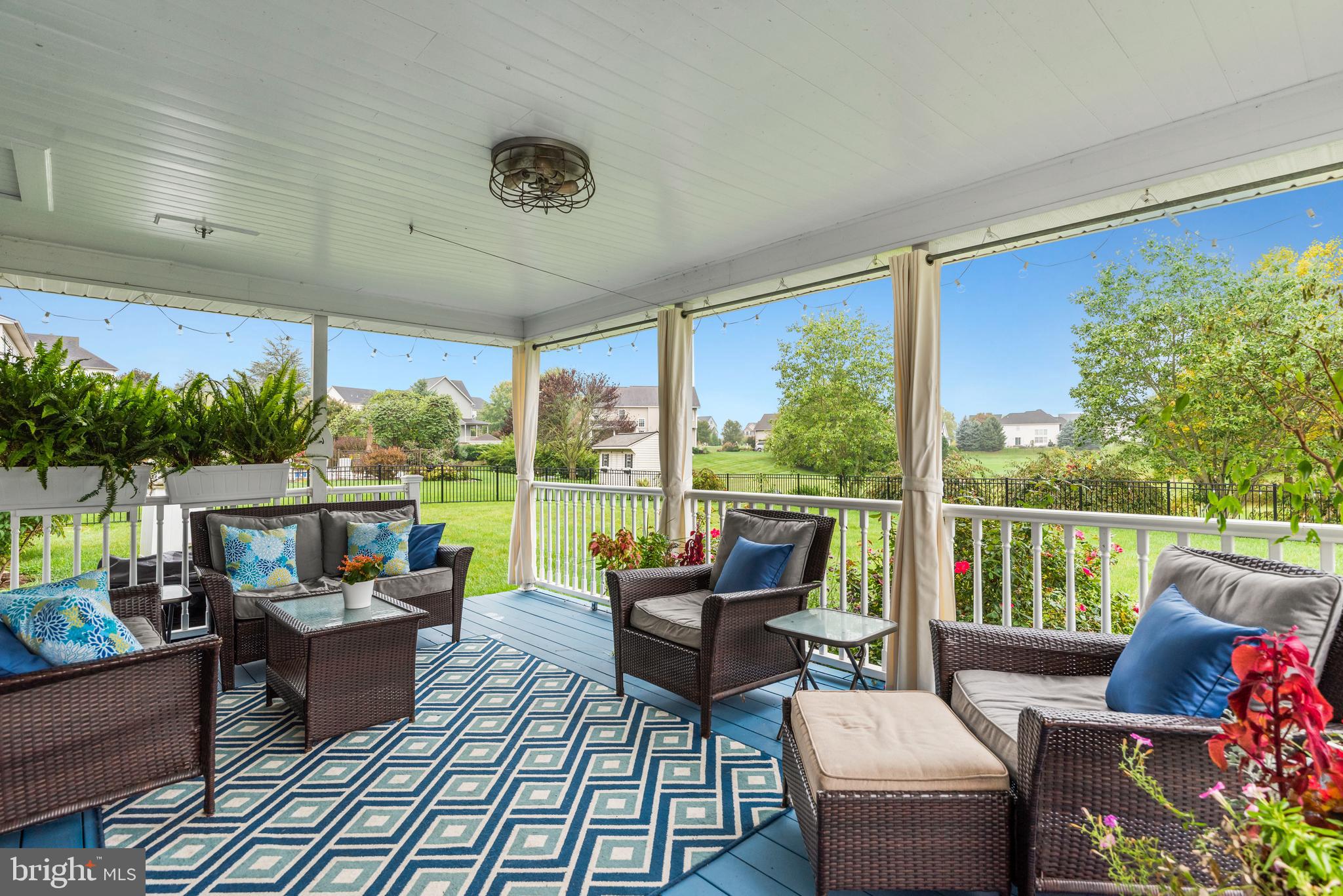 INDIAN HILLS - Residential