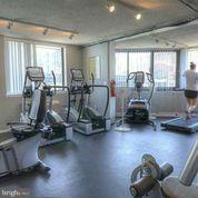 WESTVIEW AT BALLSTON METRO - Residential