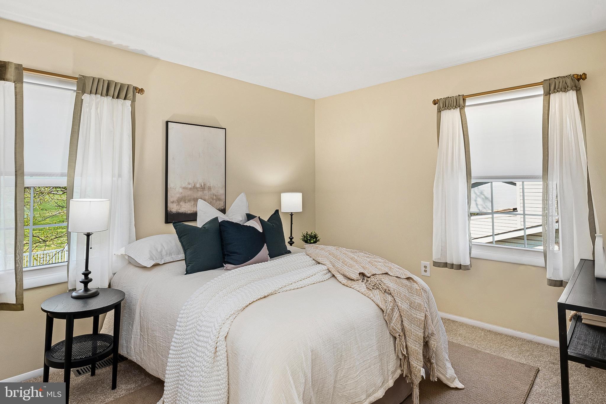 FOUR SEASONS ESTATES - Residential