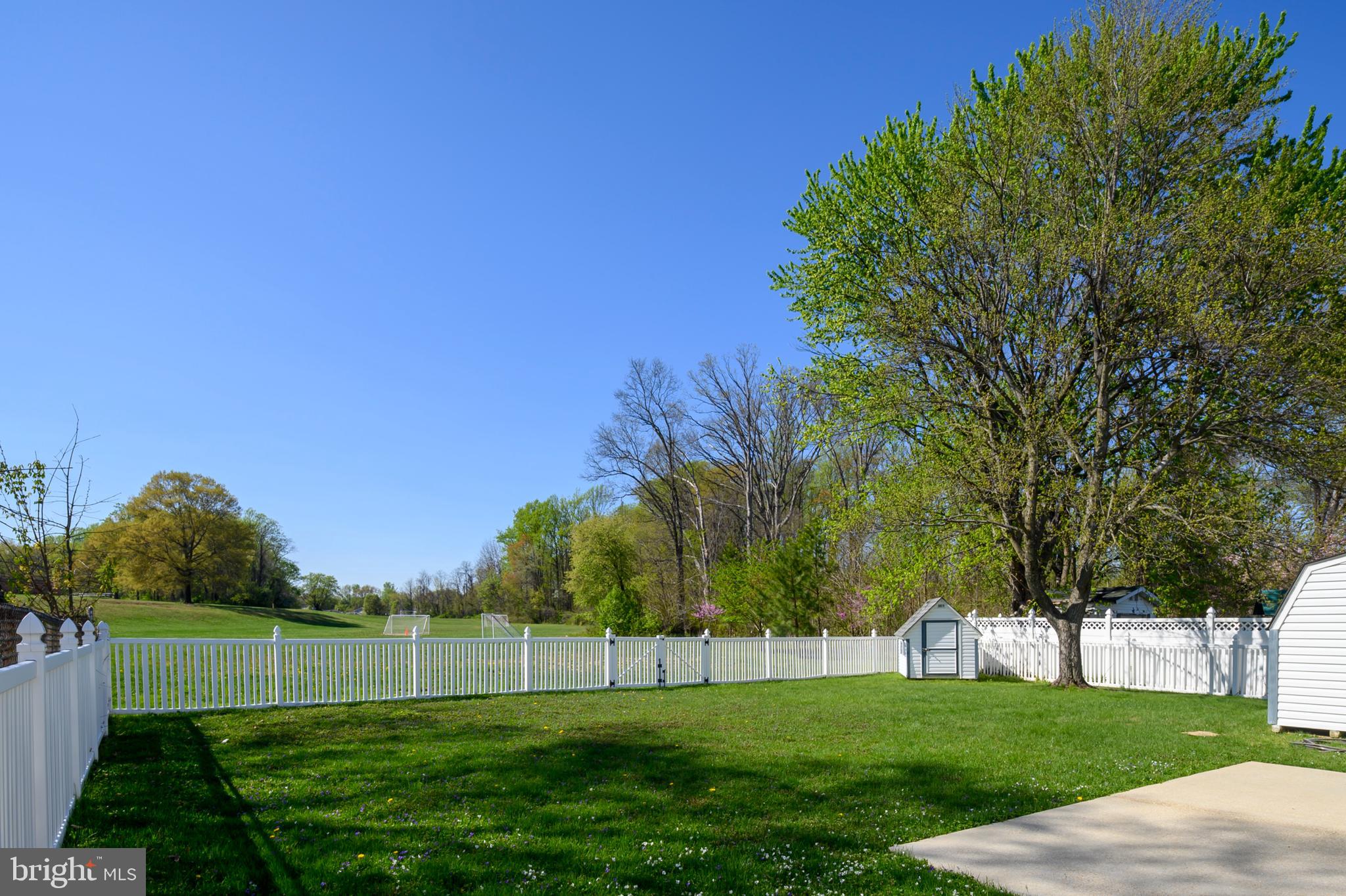 FOUR SEASONS ESTATES - Residential