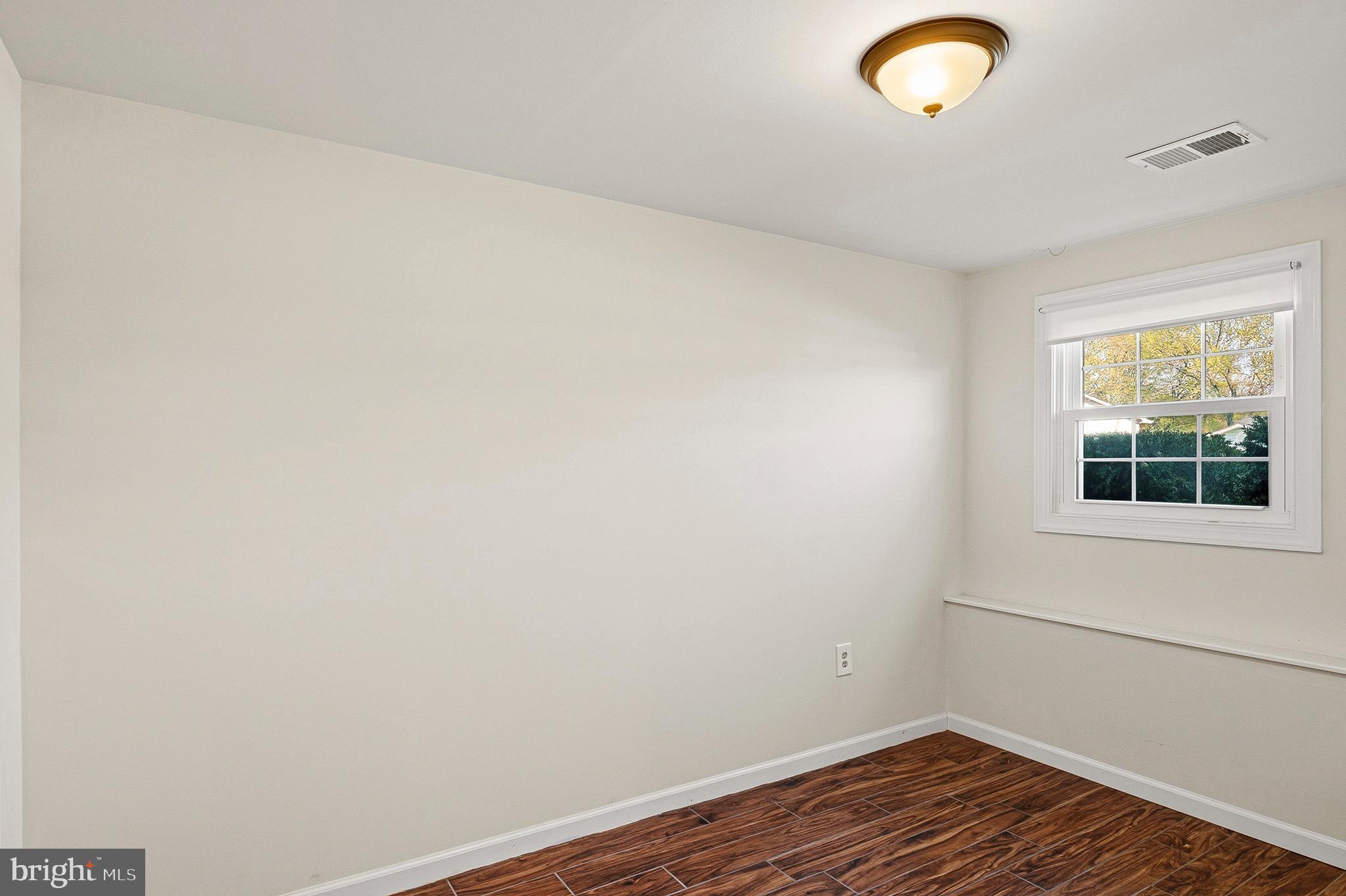 FOUR SEASONS ESTATES - Residential