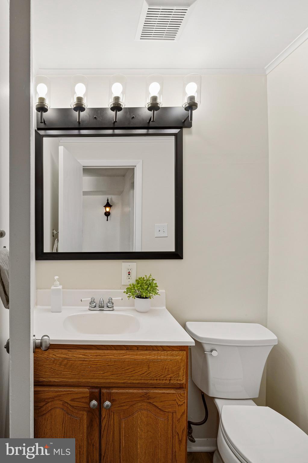 FOUR SEASONS ESTATES - Residential