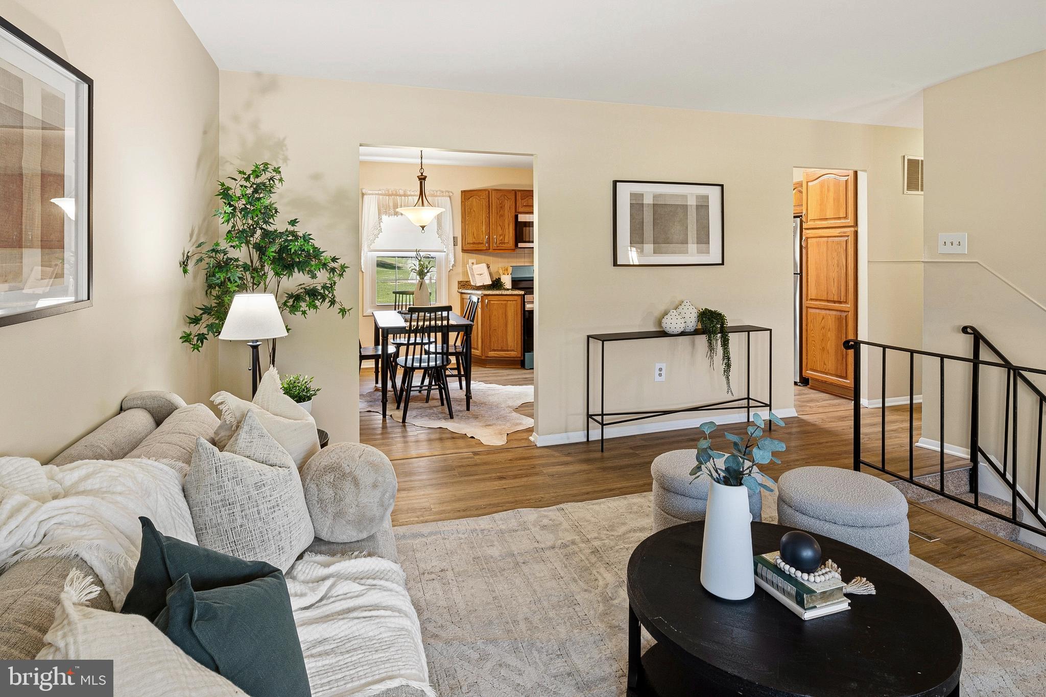 FOUR SEASONS ESTATES - Residential