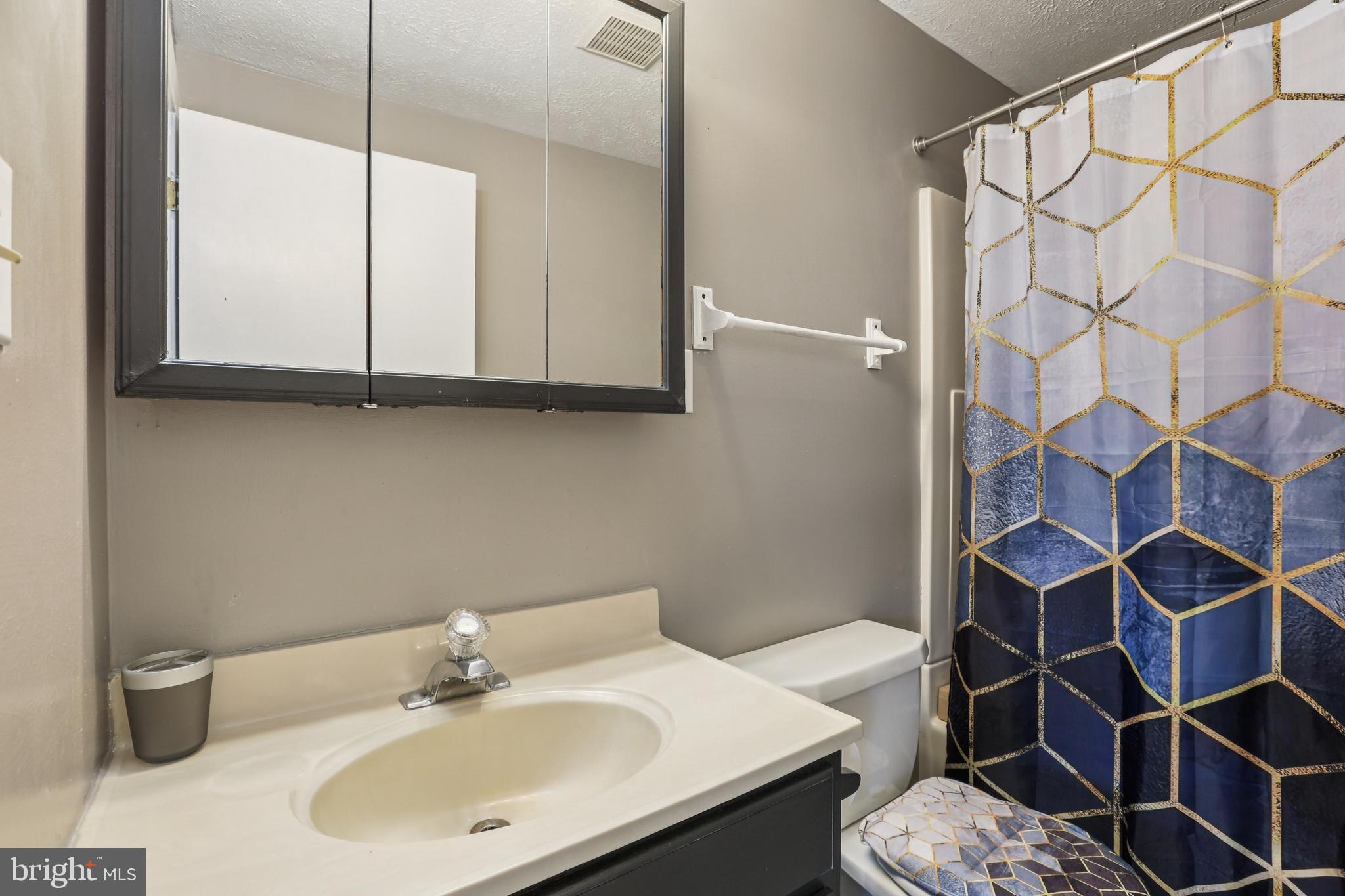 RIVIERA BEACH - Residential