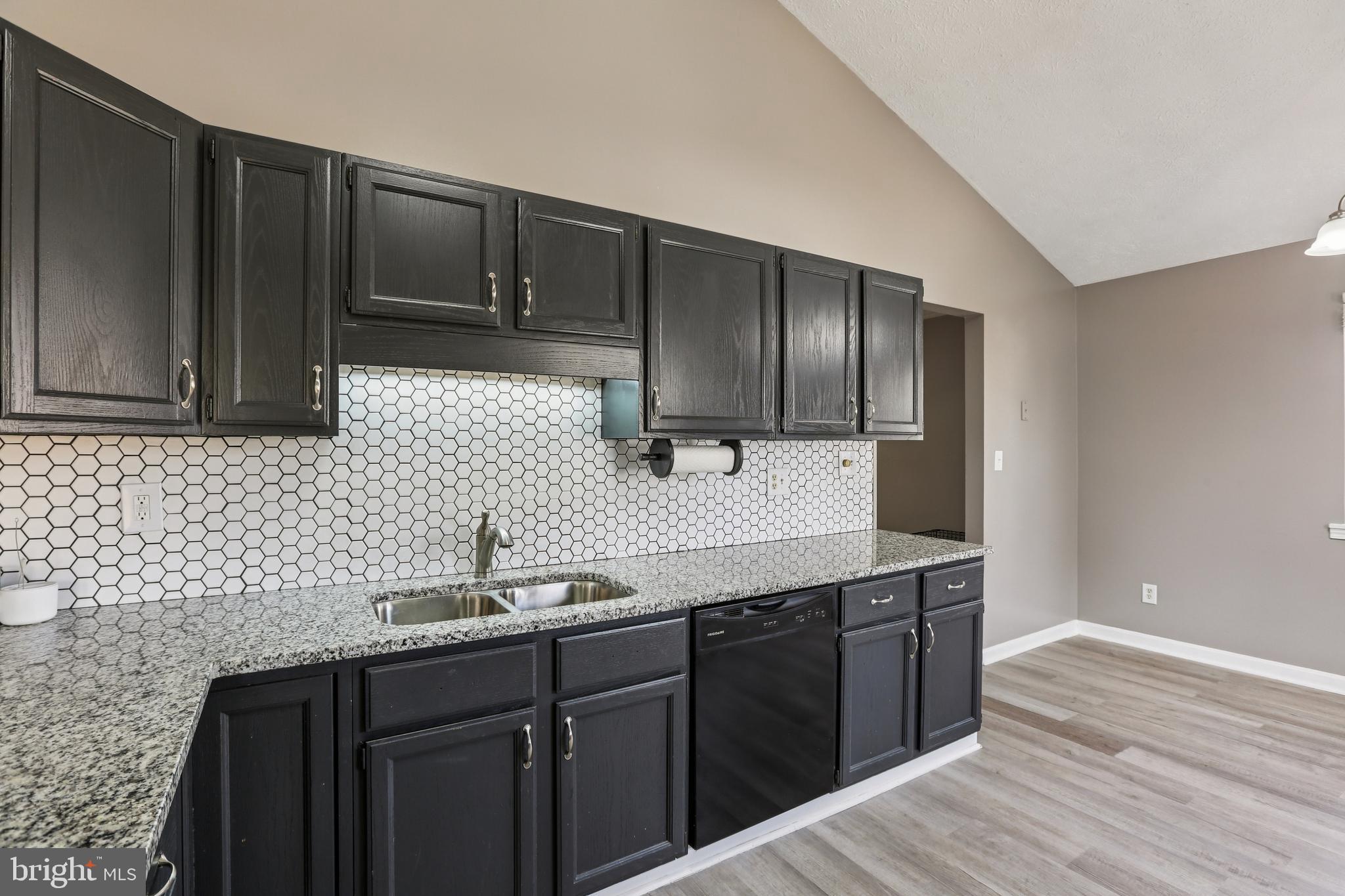 RIVIERA BEACH - Residential