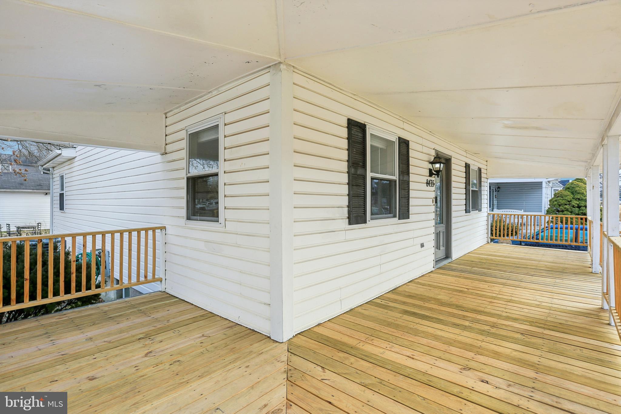 RIVIERA BEACH - Residential