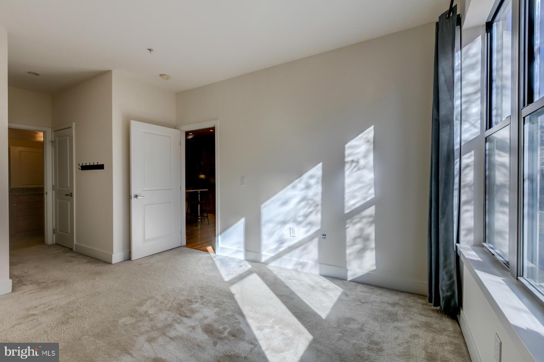 1800 WILSON - Residential Lease