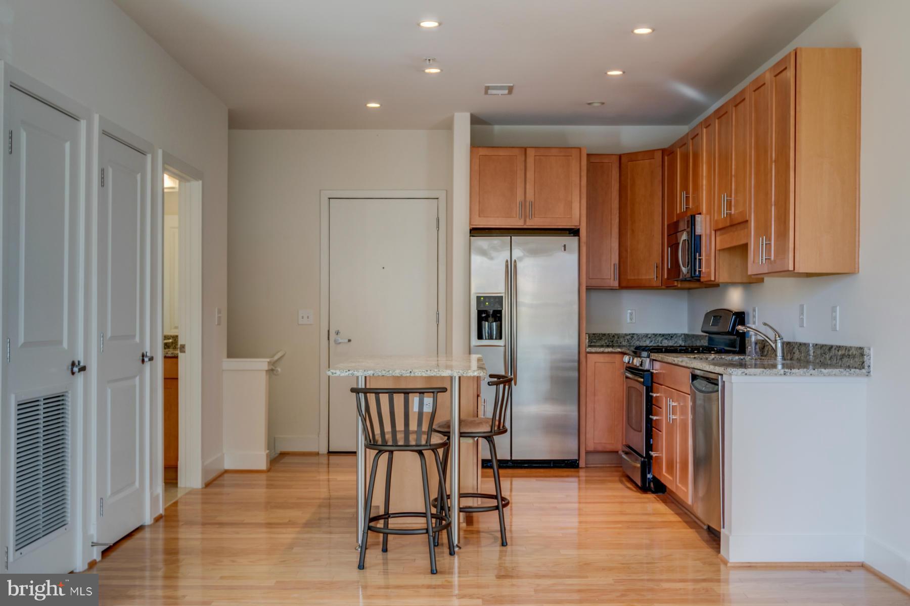 1800 WILSON - Residential Lease