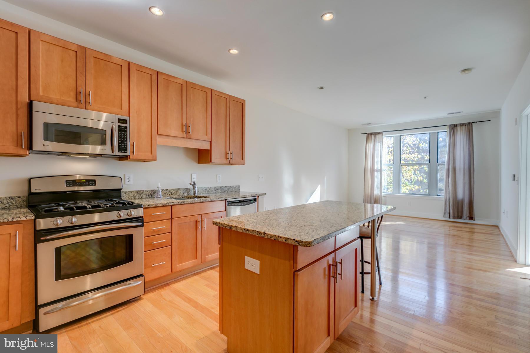 1800 WILSON - Residential Lease