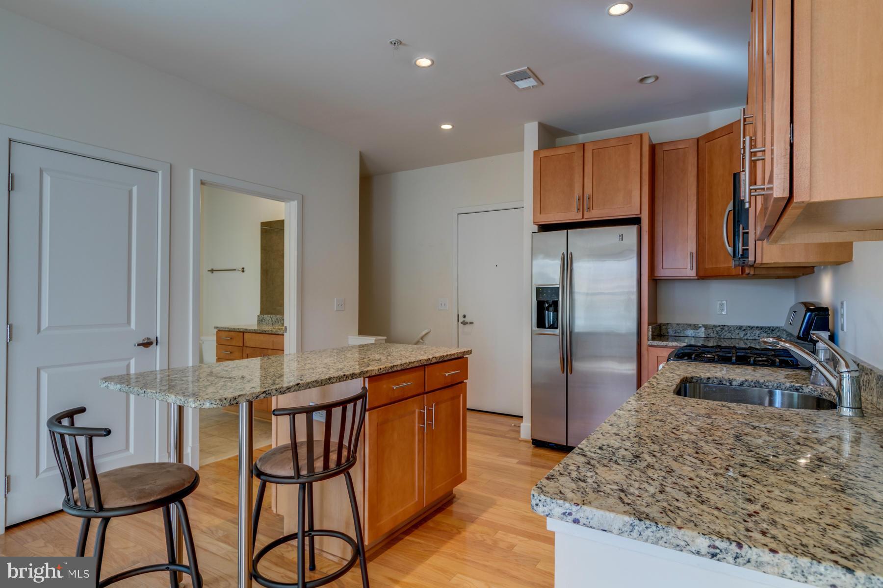 1800 WILSON - Residential Lease