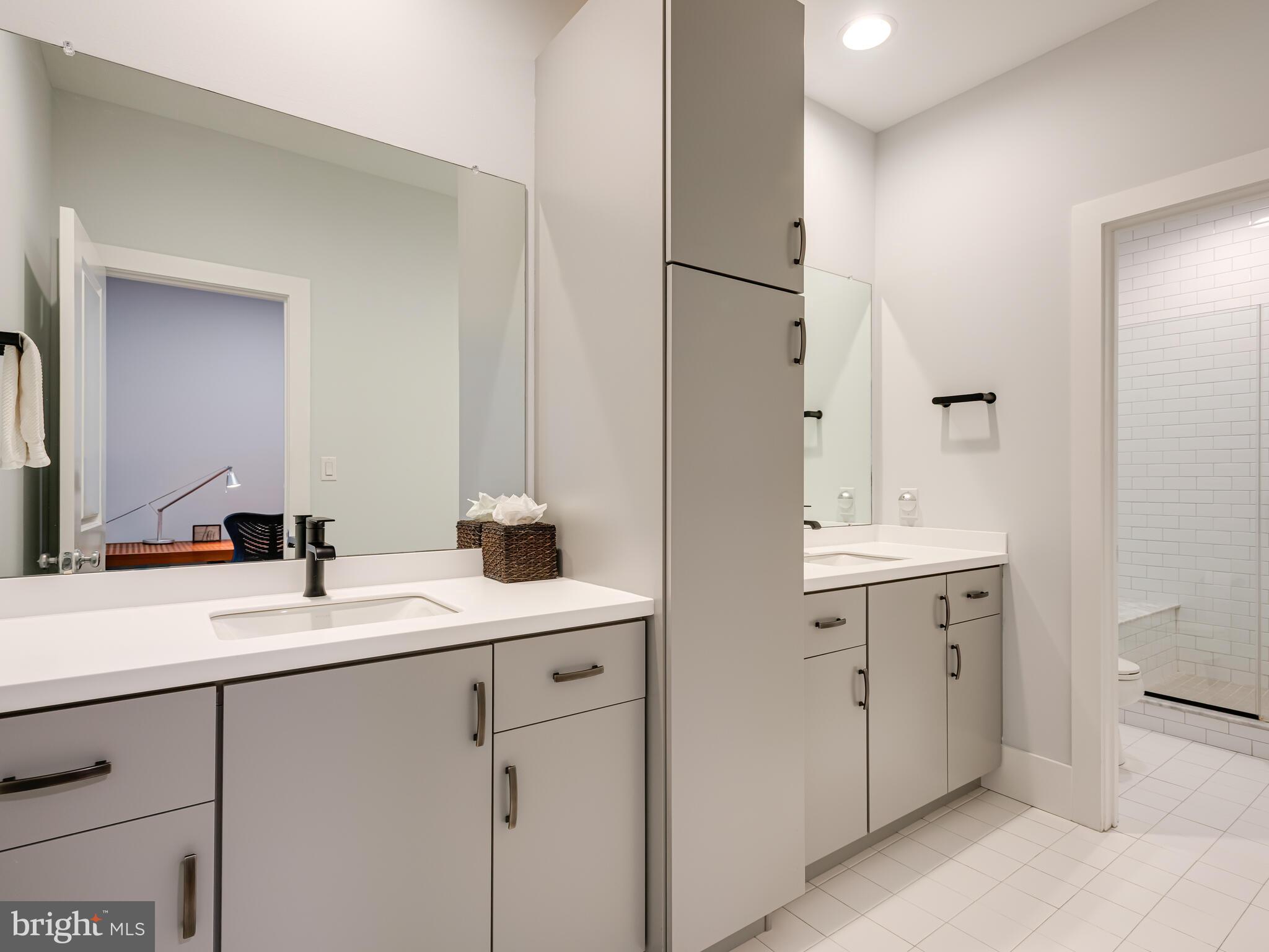 THE VILLAGES AT NORTHRIDGE - Residential