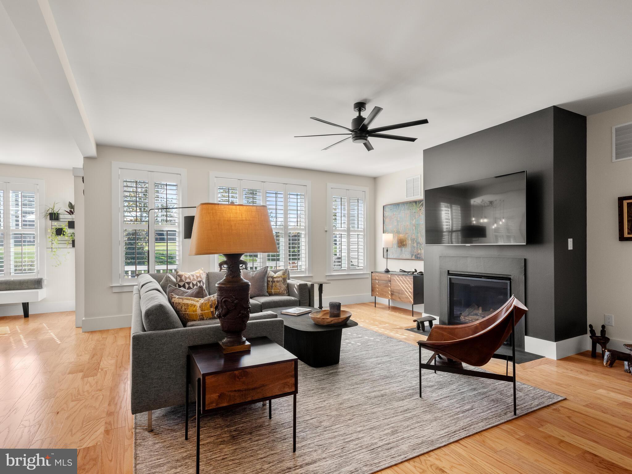 THE VILLAGES AT NORTHRIDGE - Residential