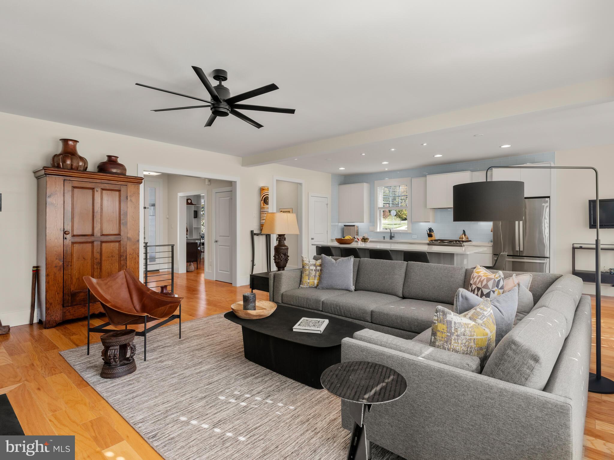 THE VILLAGES AT NORTHRIDGE - Residential