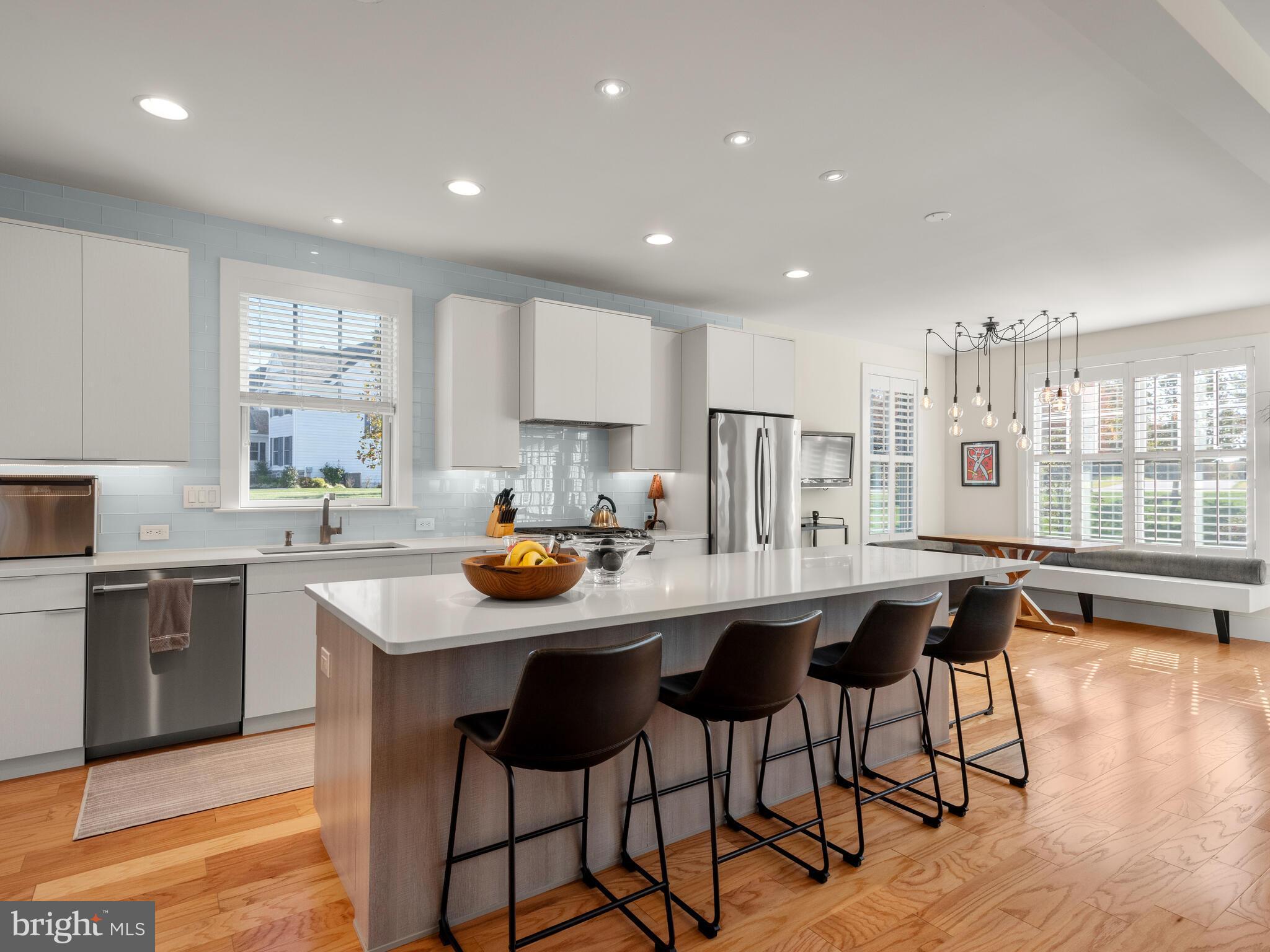 THE VILLAGES AT NORTHRIDGE - Residential