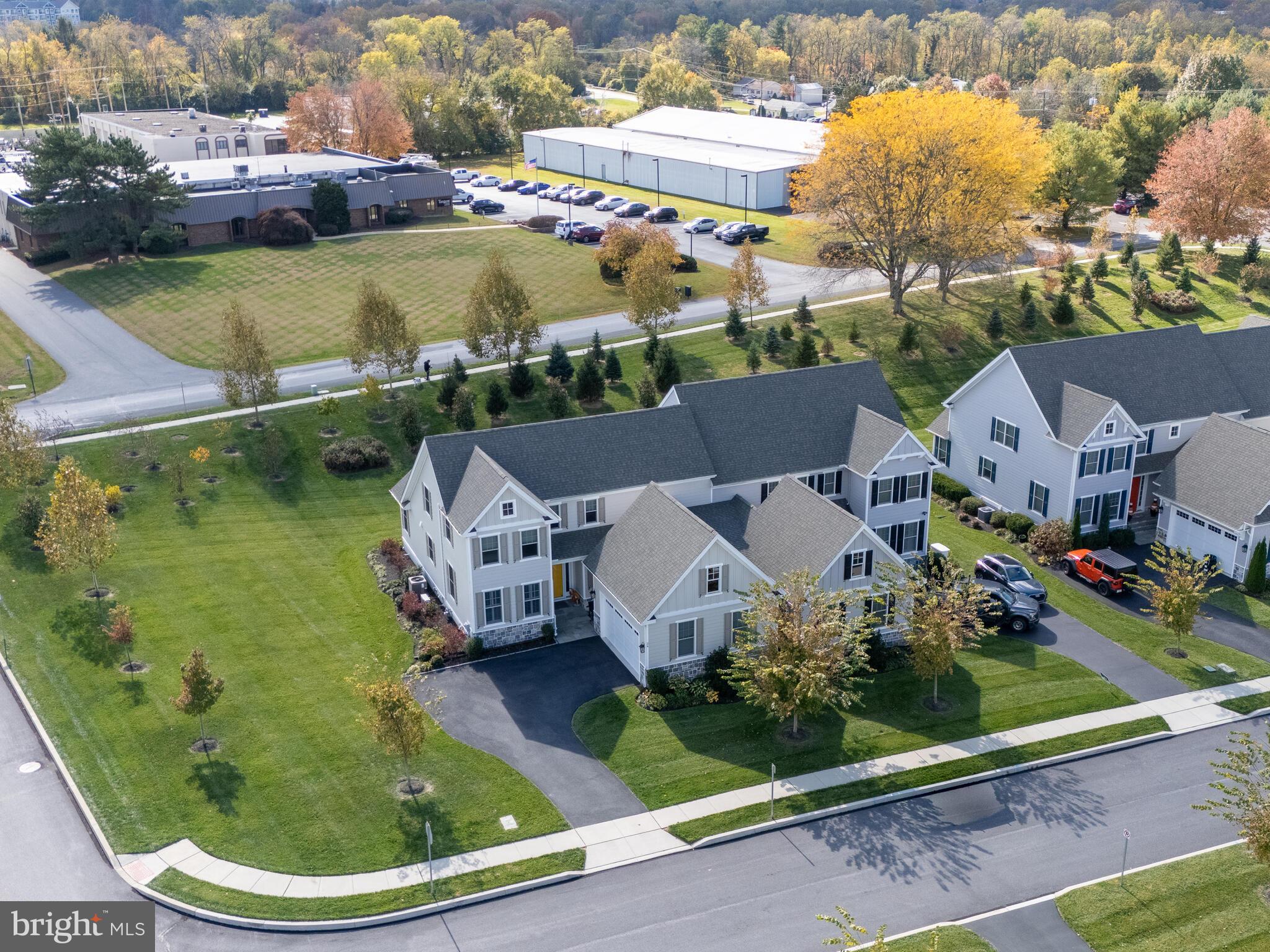 THE VILLAGES AT NORTHRIDGE - Residential