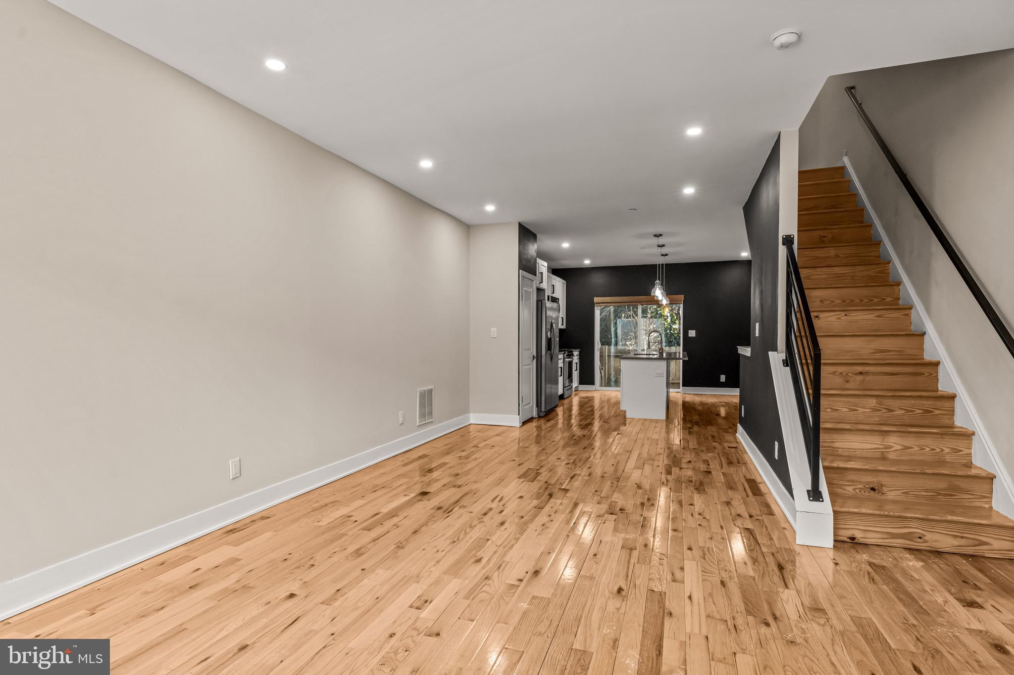 PORT RICHMOND - Residential