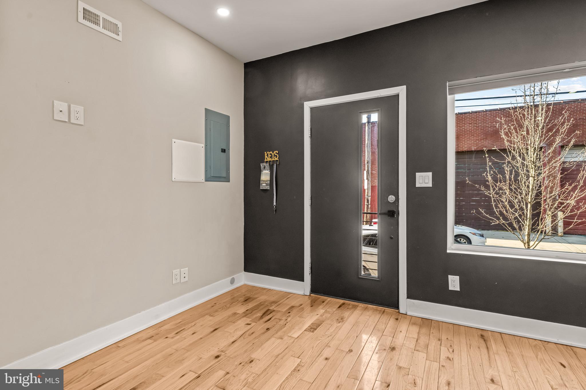 PORT RICHMOND - Residential