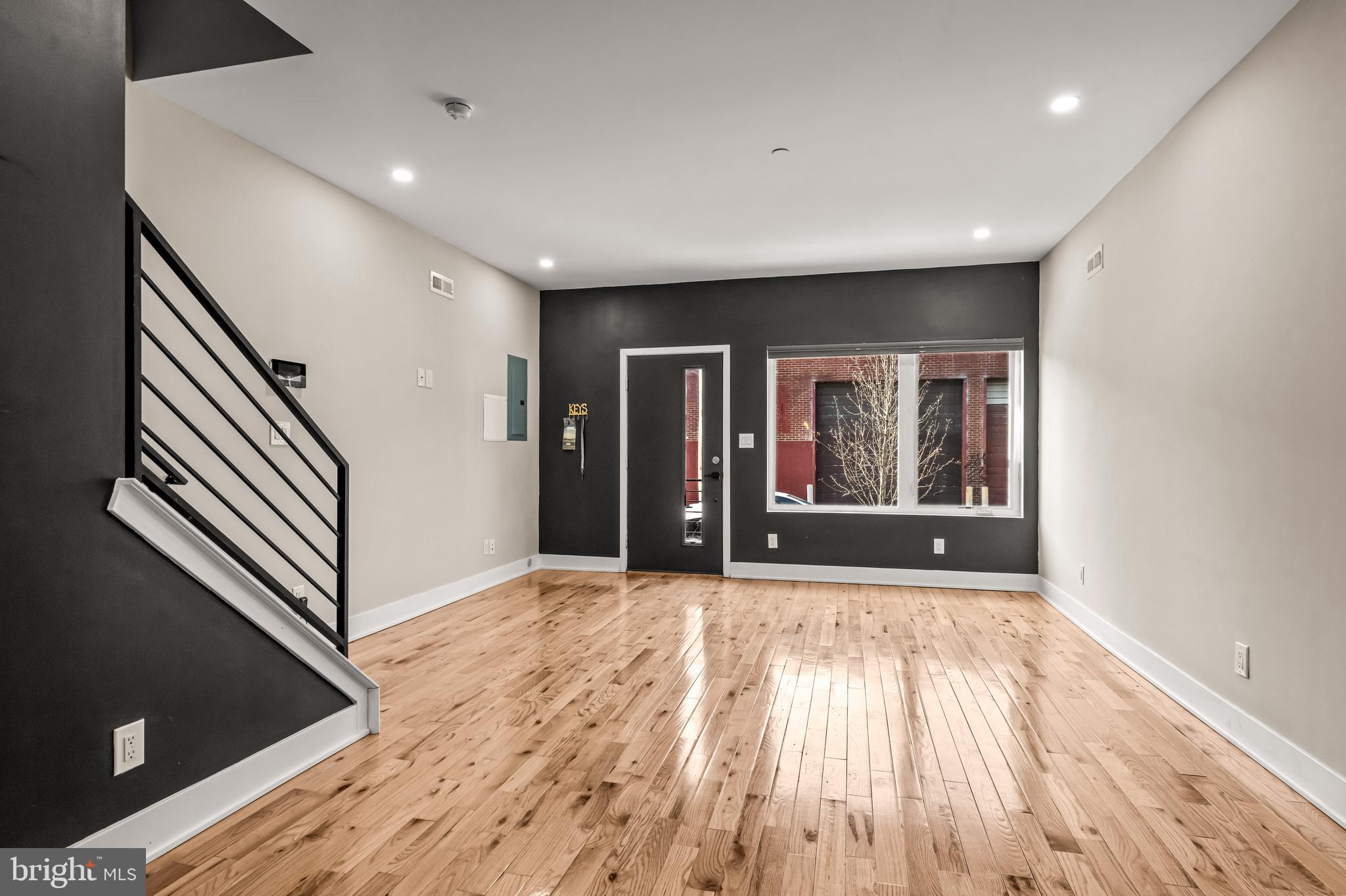 PORT RICHMOND - Residential