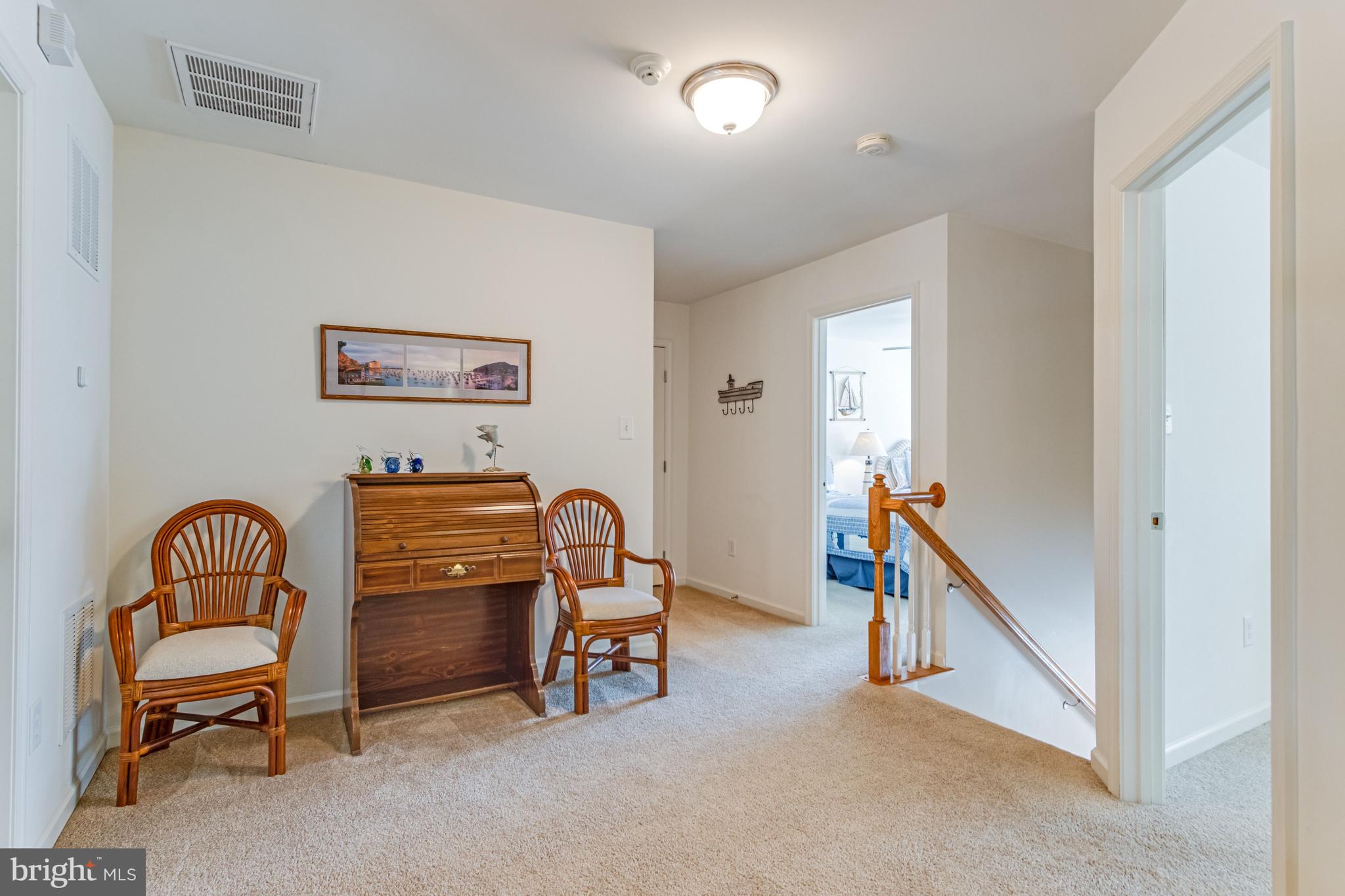 WINDHURST MANOR - Residential