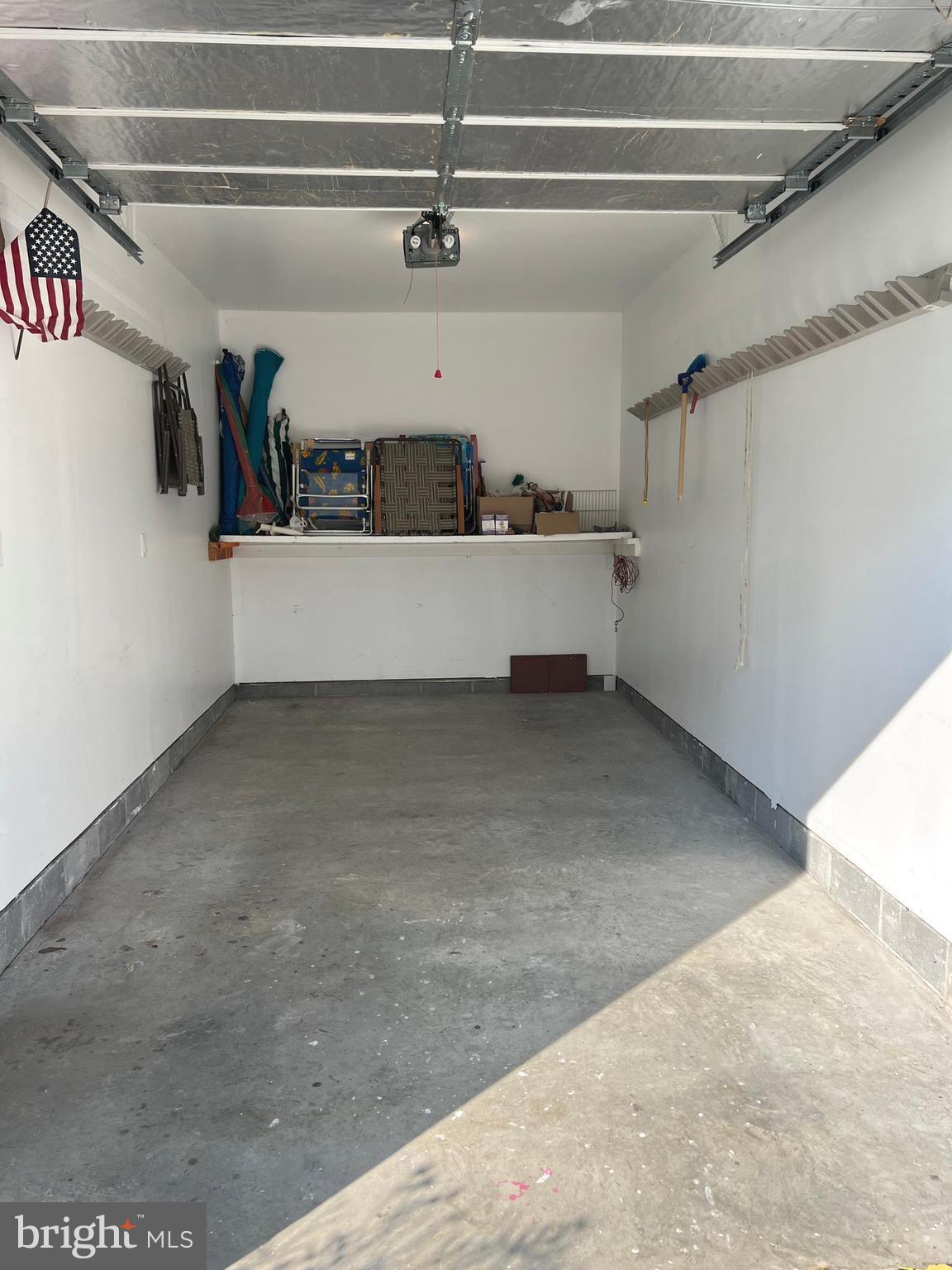 WINDHURST MANOR - Residential