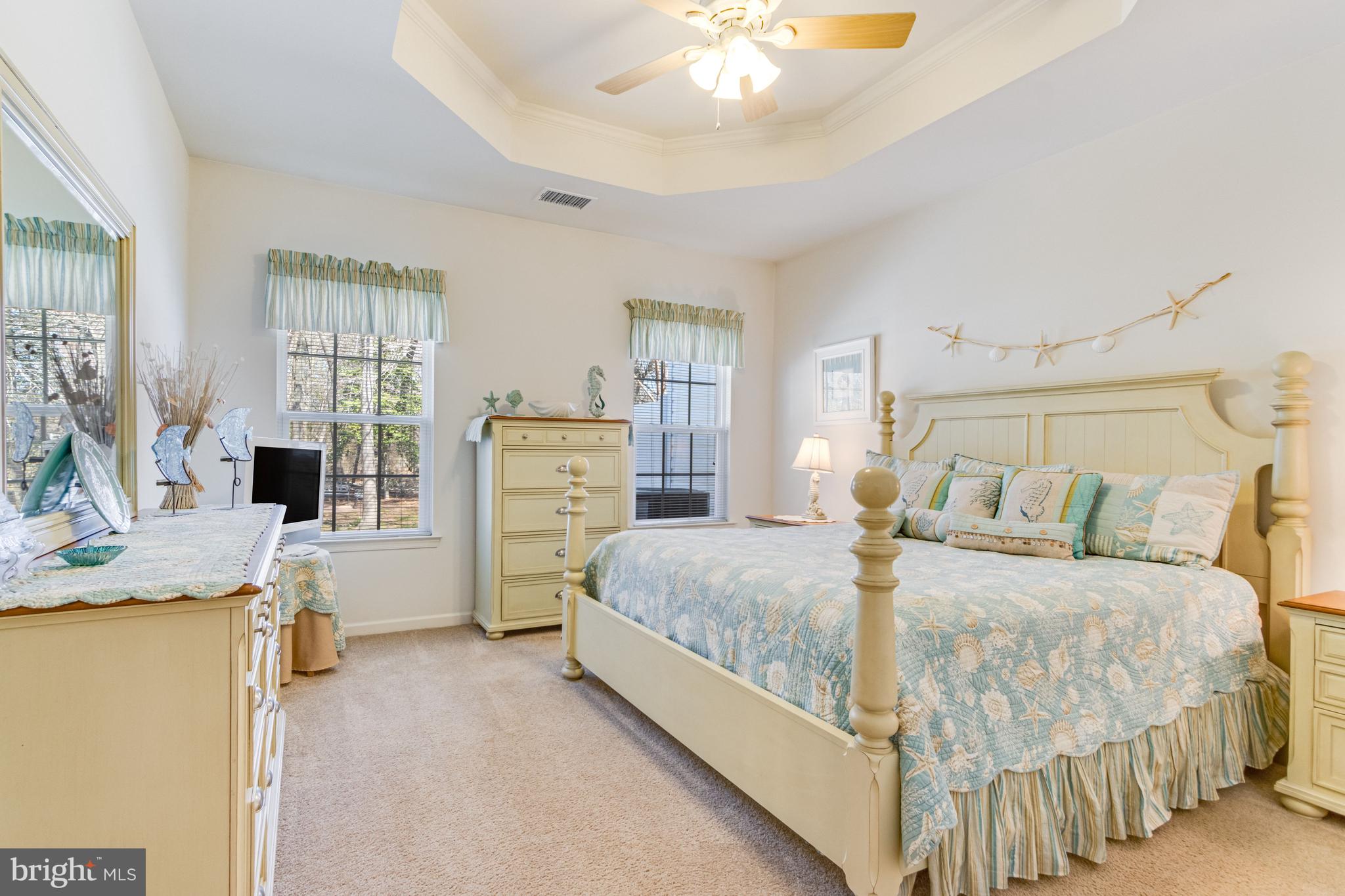 WINDHURST MANOR - Residential