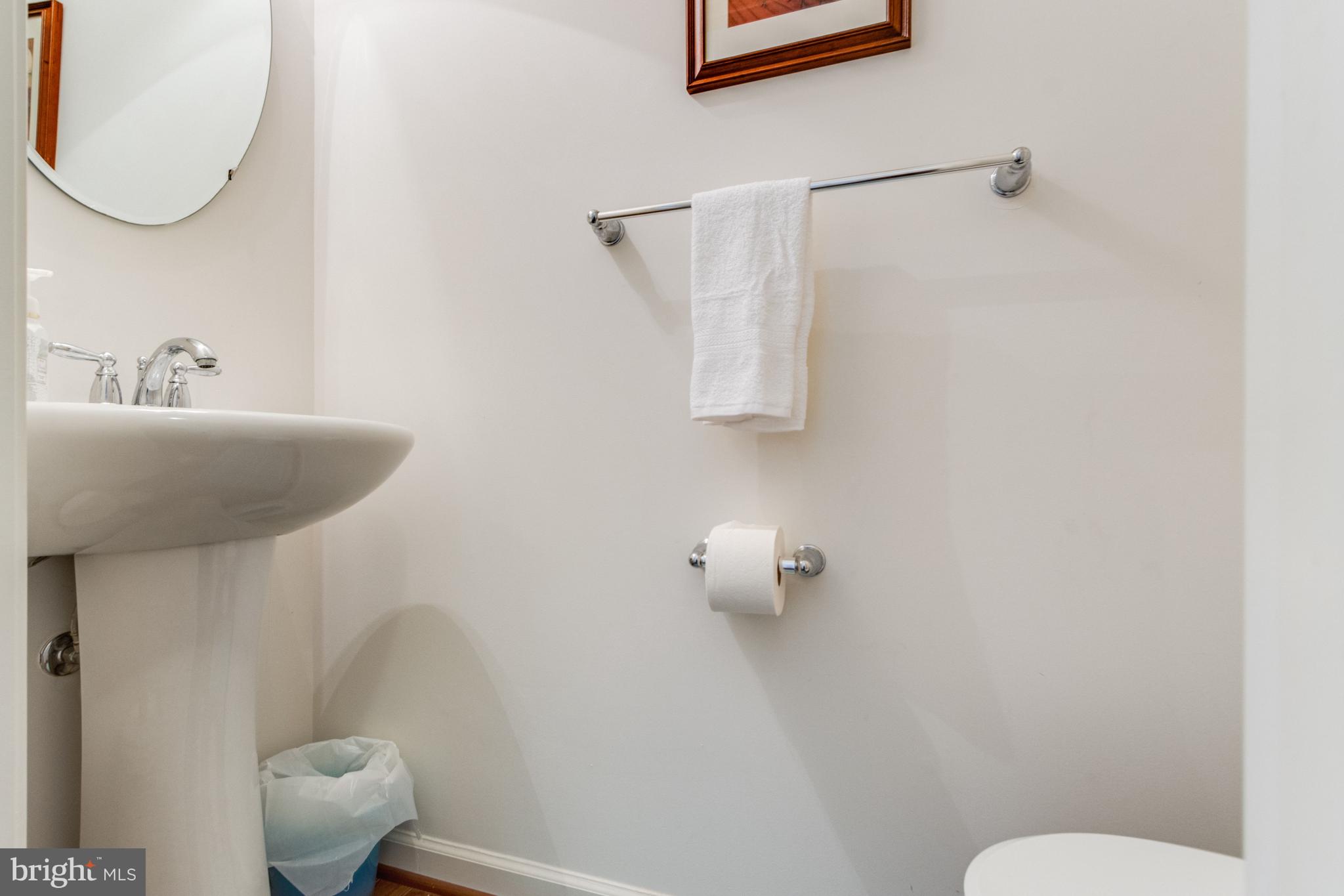 WINDHURST MANOR - Residential