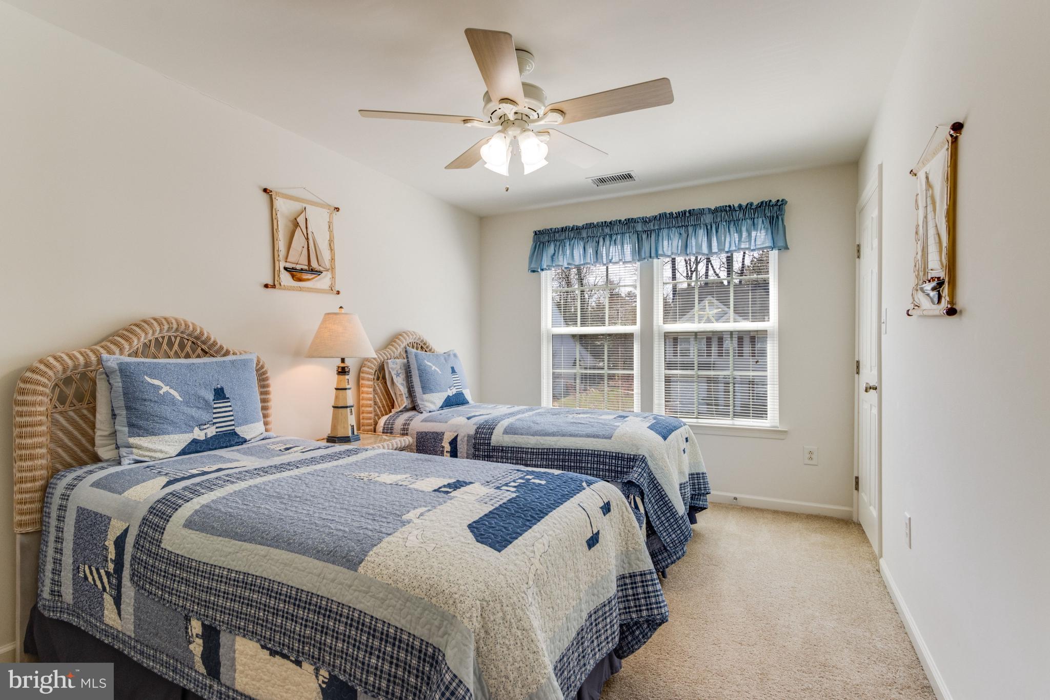 WINDHURST MANOR - Residential