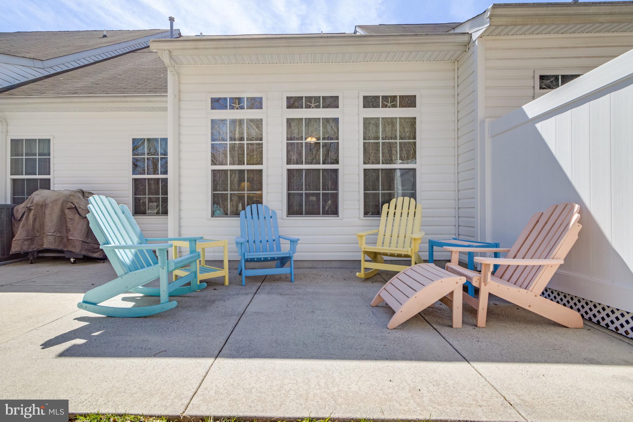 WINDHURST MANOR - Residential